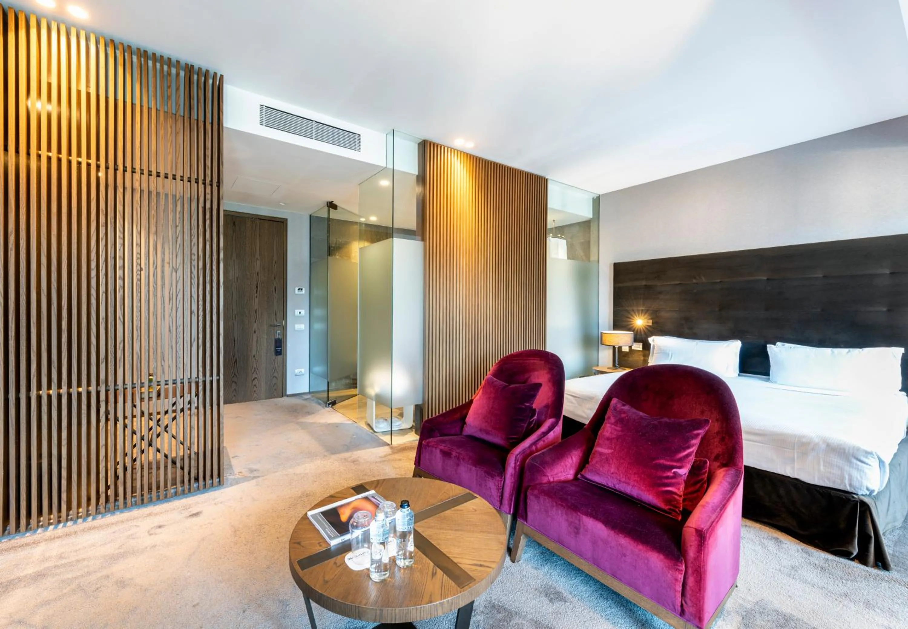 Bedroom in Grand Hotel Campione