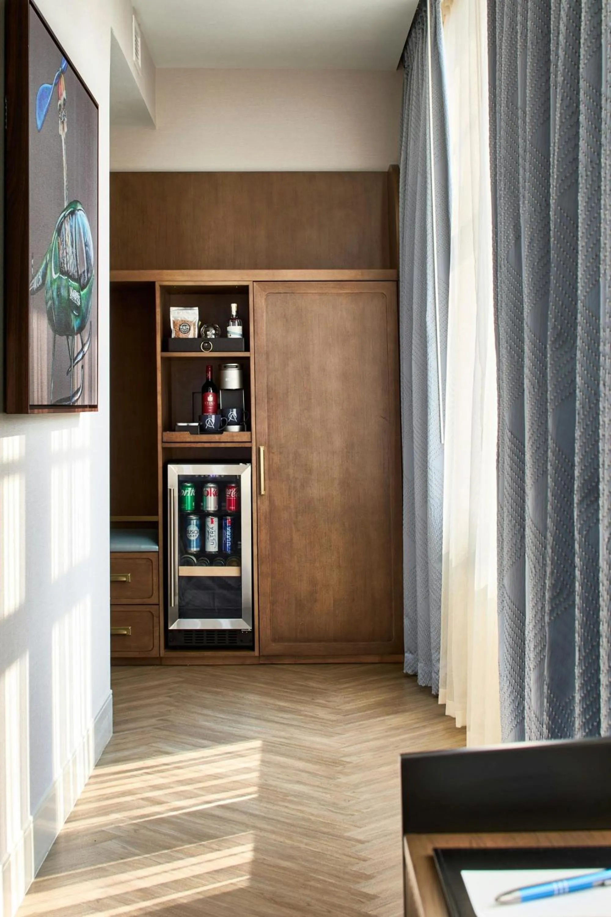 Lounge or bar in The Olive Ann Hotel, Grand Forks, a Tribute Portfolio Hotel