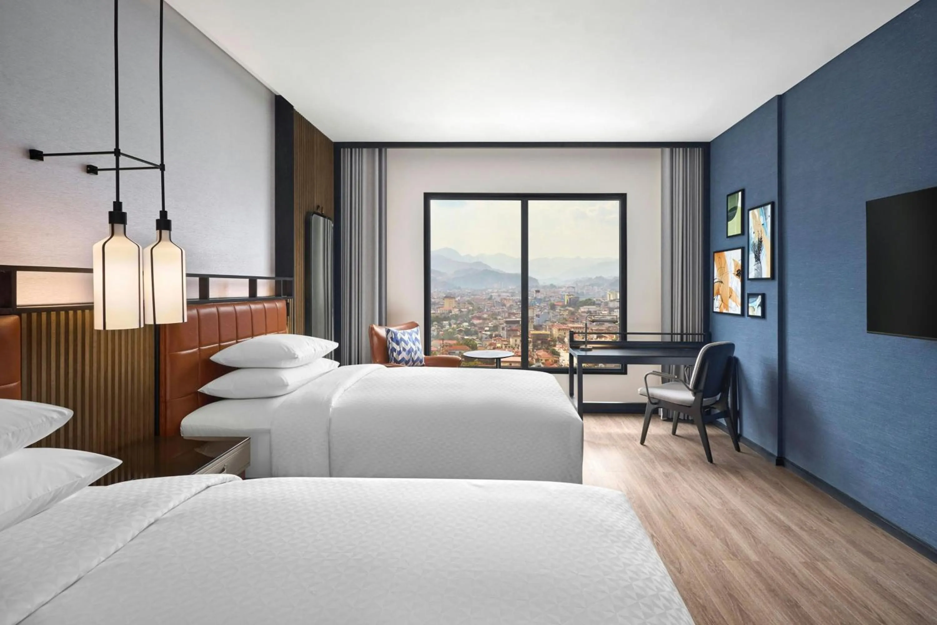 Photo of the whole room, Bed in Four Points by Sheraton Ha Giang