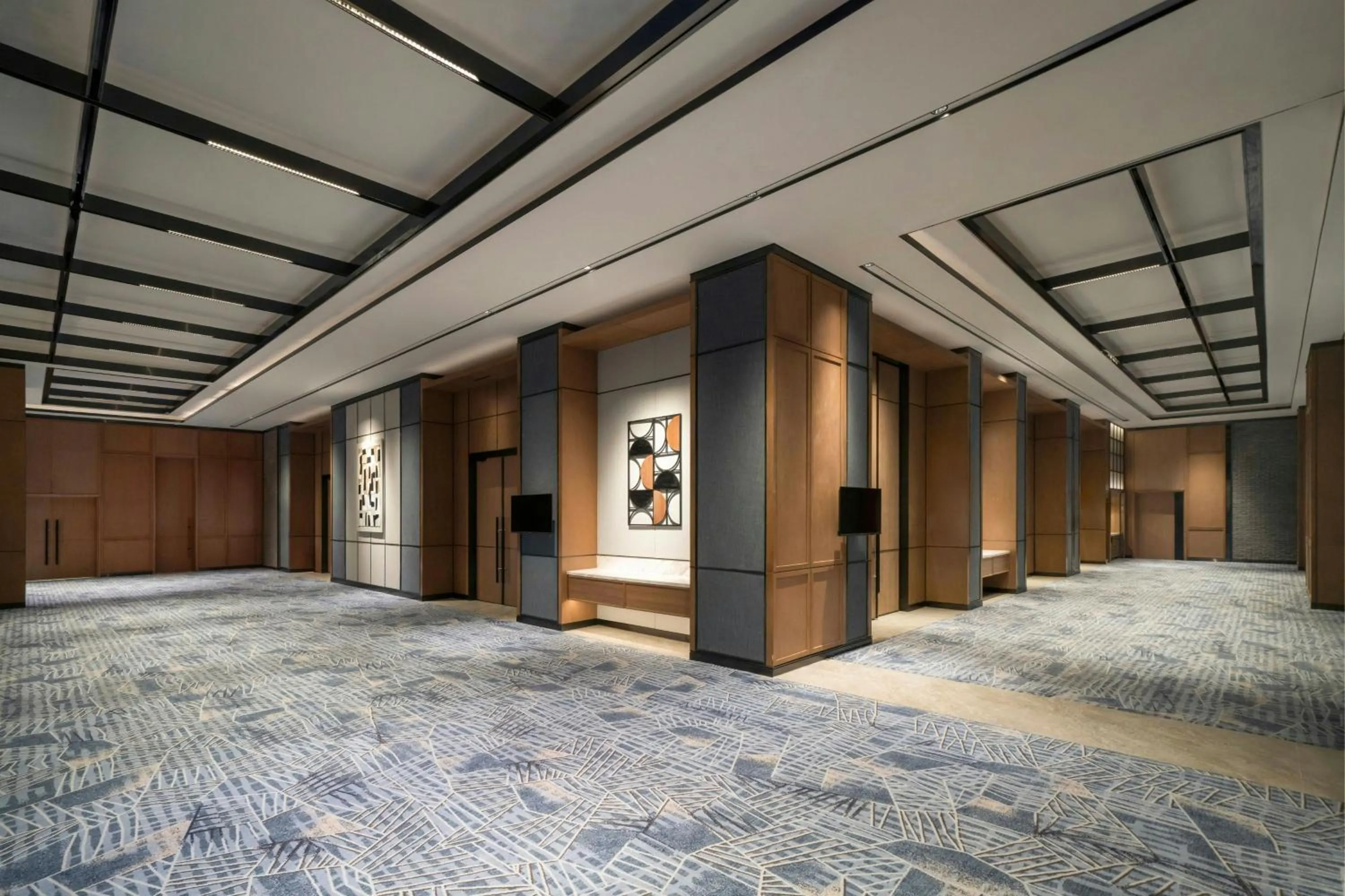 Meeting/conference room in Four Points by Sheraton Ha Giang