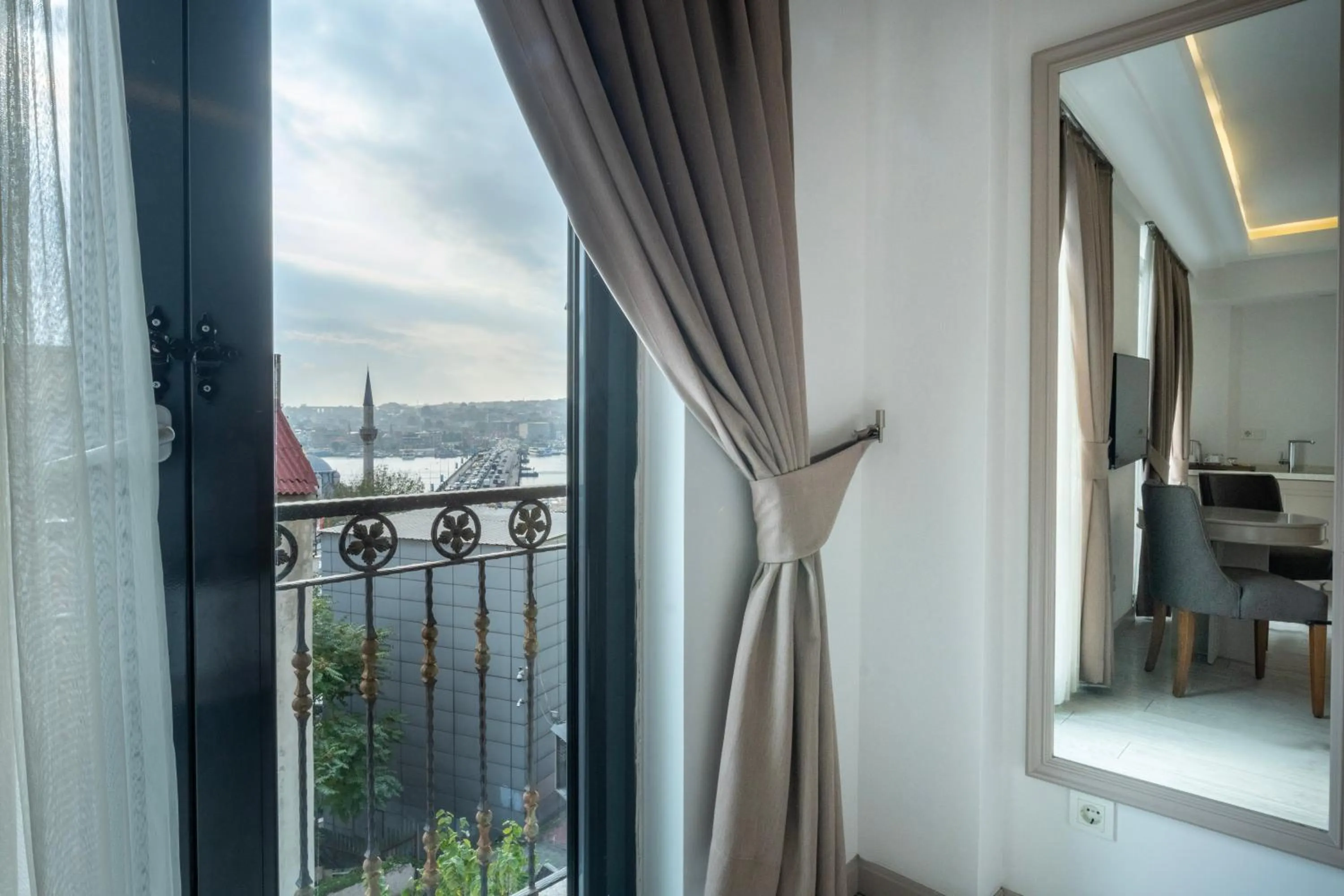 View (from property/room) in Perla Galata Hotel