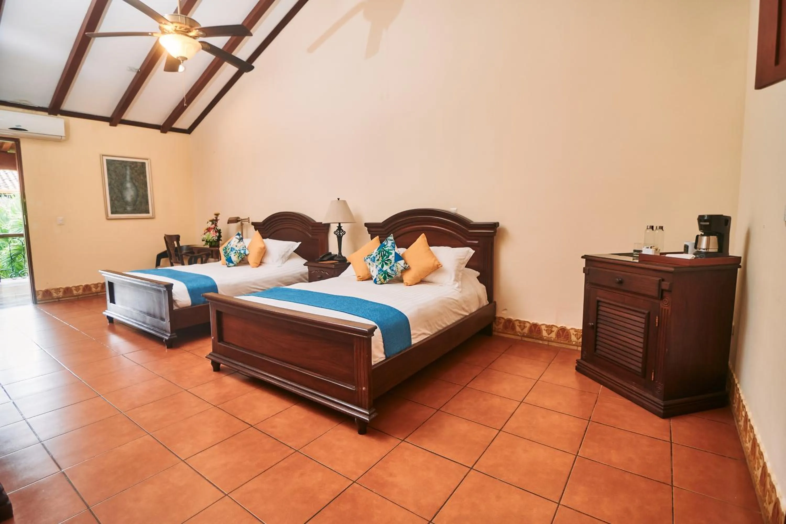 Bed in Hotel Plaza Colon - Granada Nicaragua