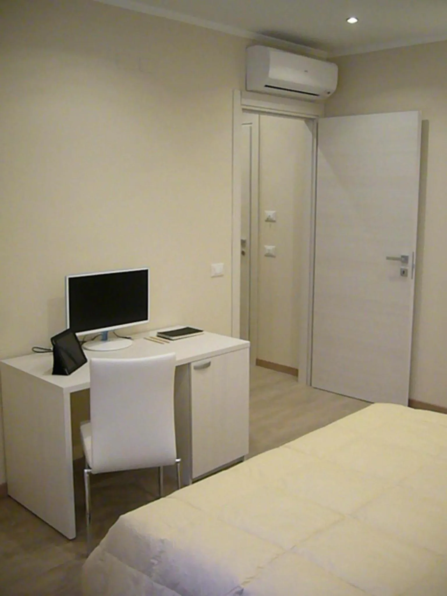 Decorative detail, Bed in Grignetti Bed