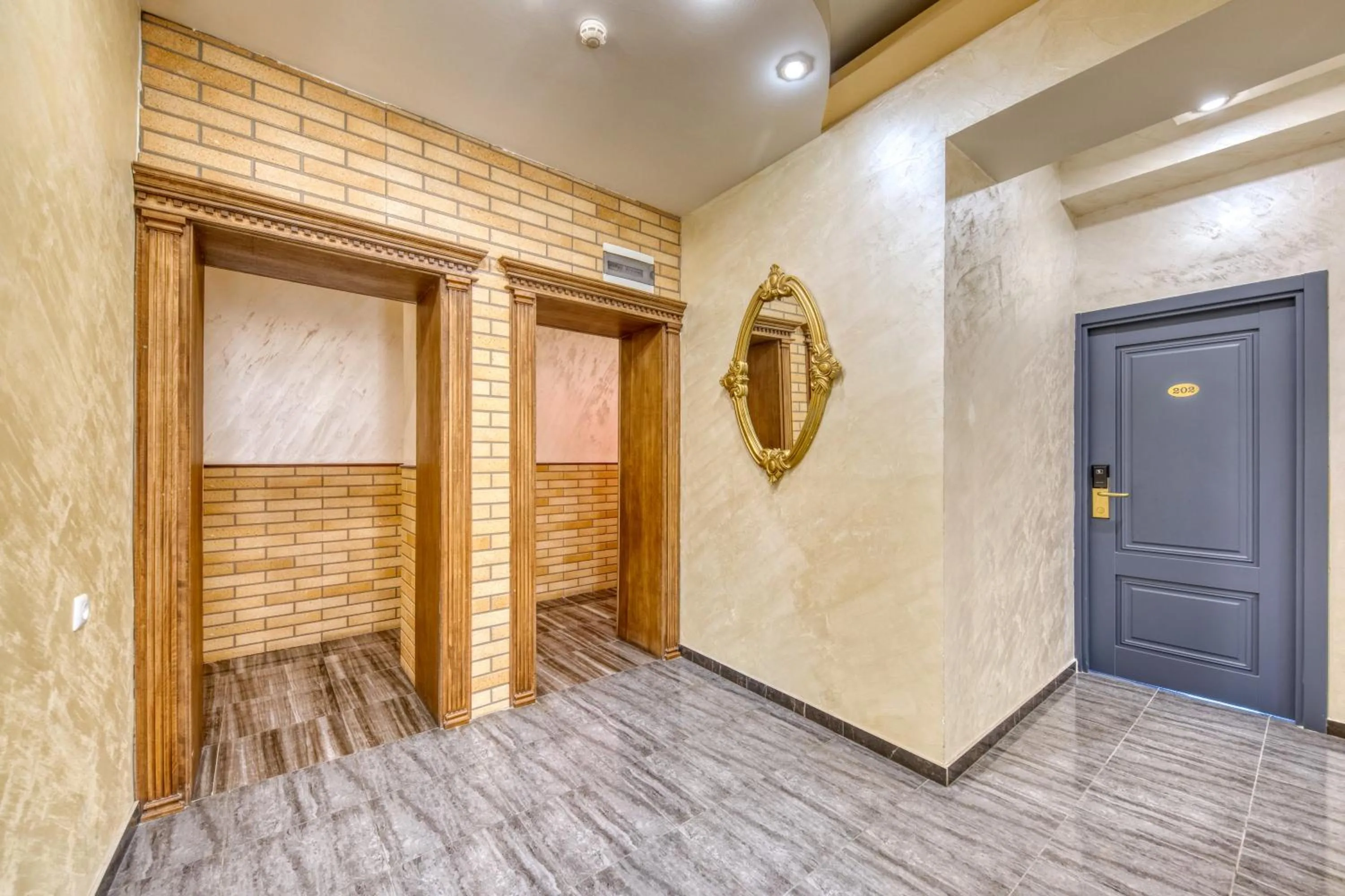 Property building in Aleppo Hotel