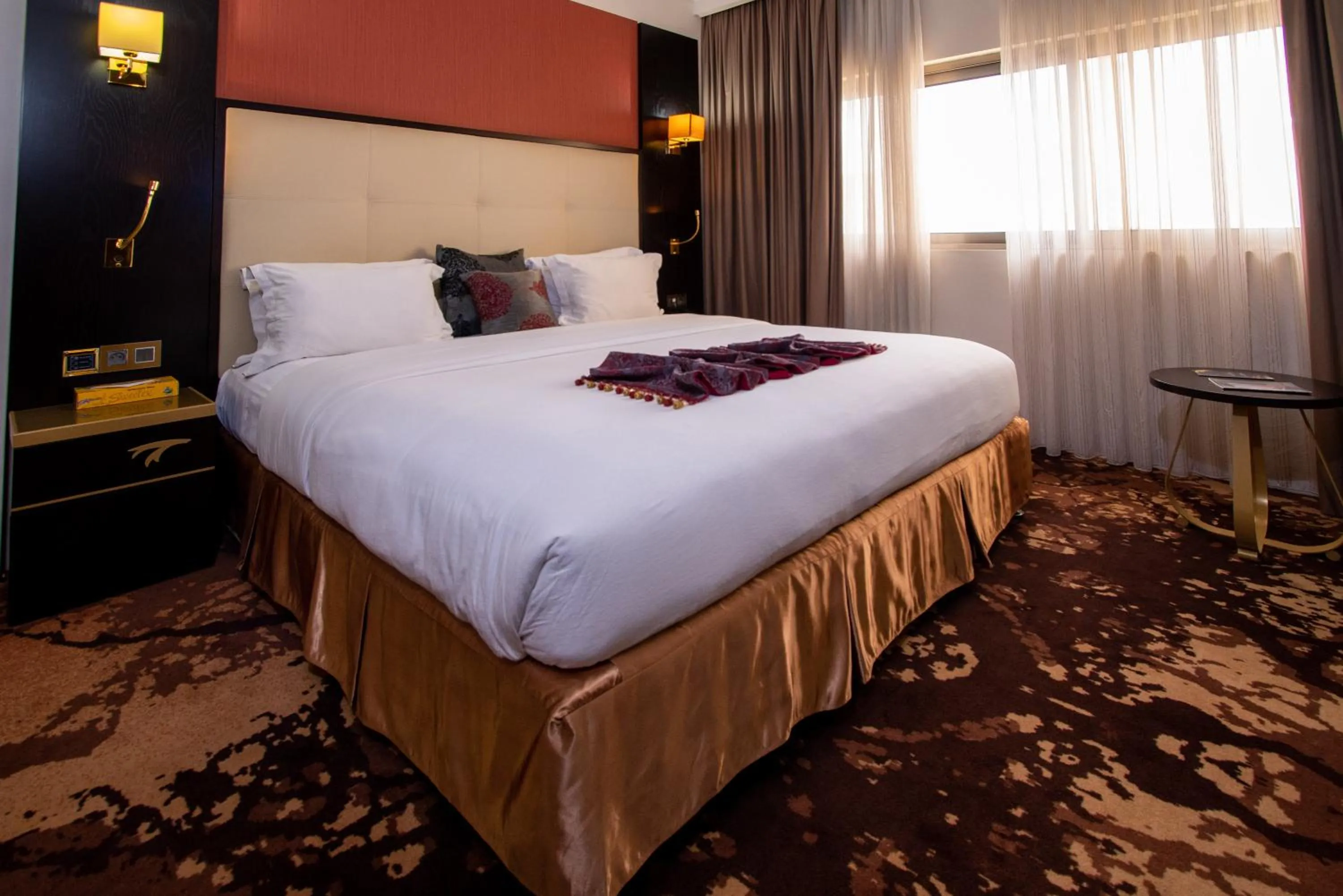 Bed in Hôtel Fleur de Lys Plateau