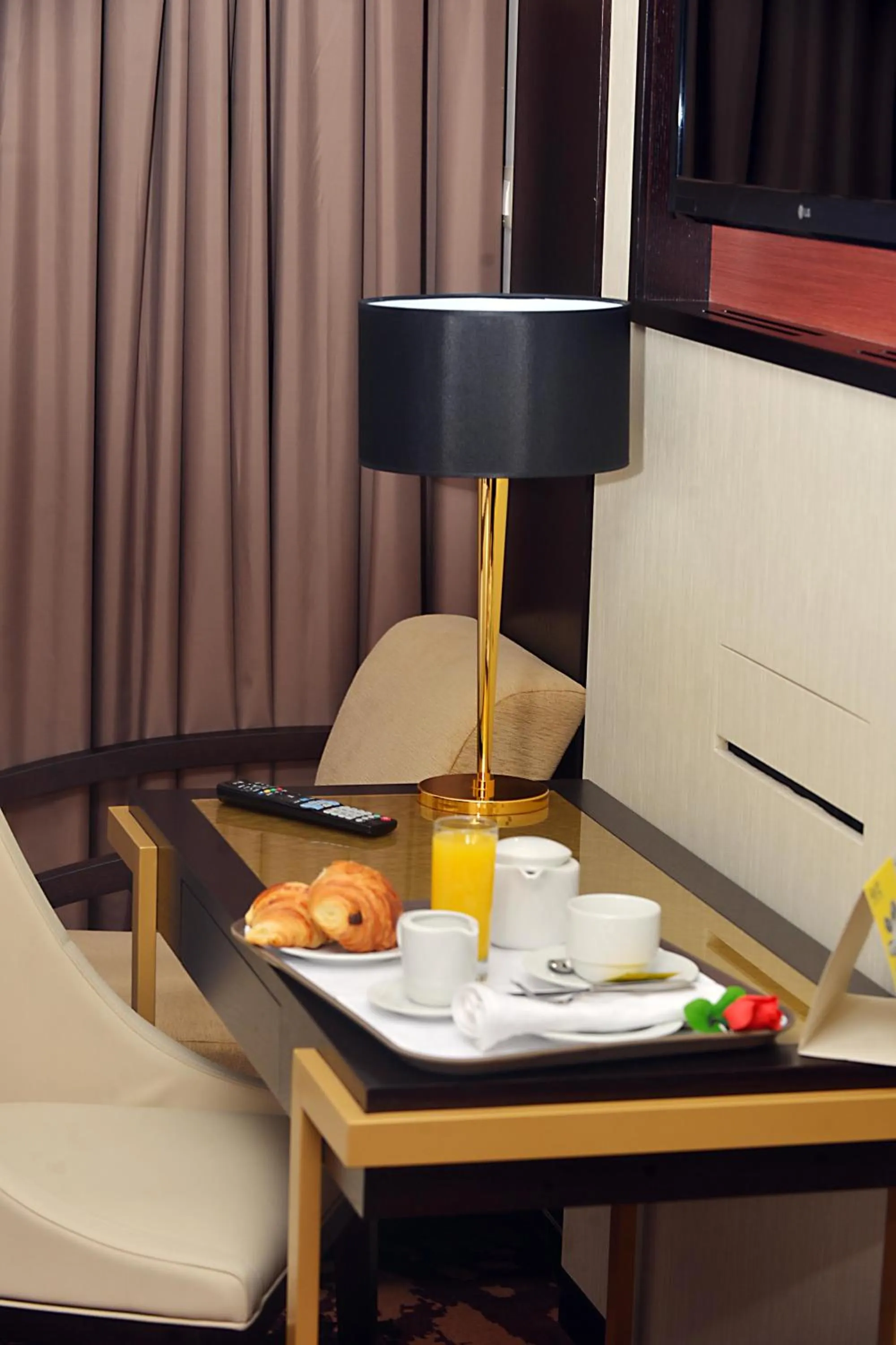 Seating area in Hôtel Fleur de Lys Plateau