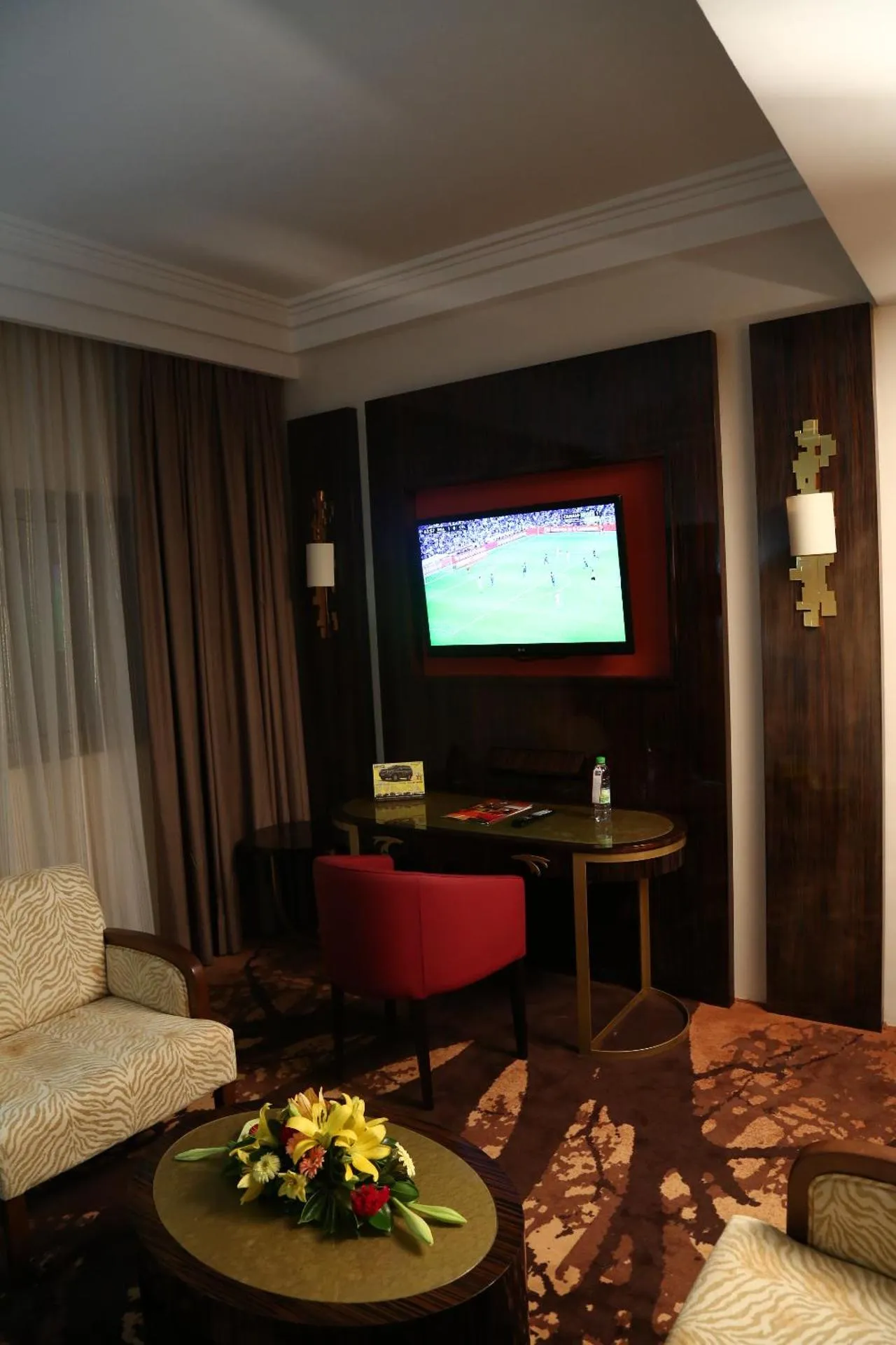 Seating area in Hôtel Fleur de Lys Plateau