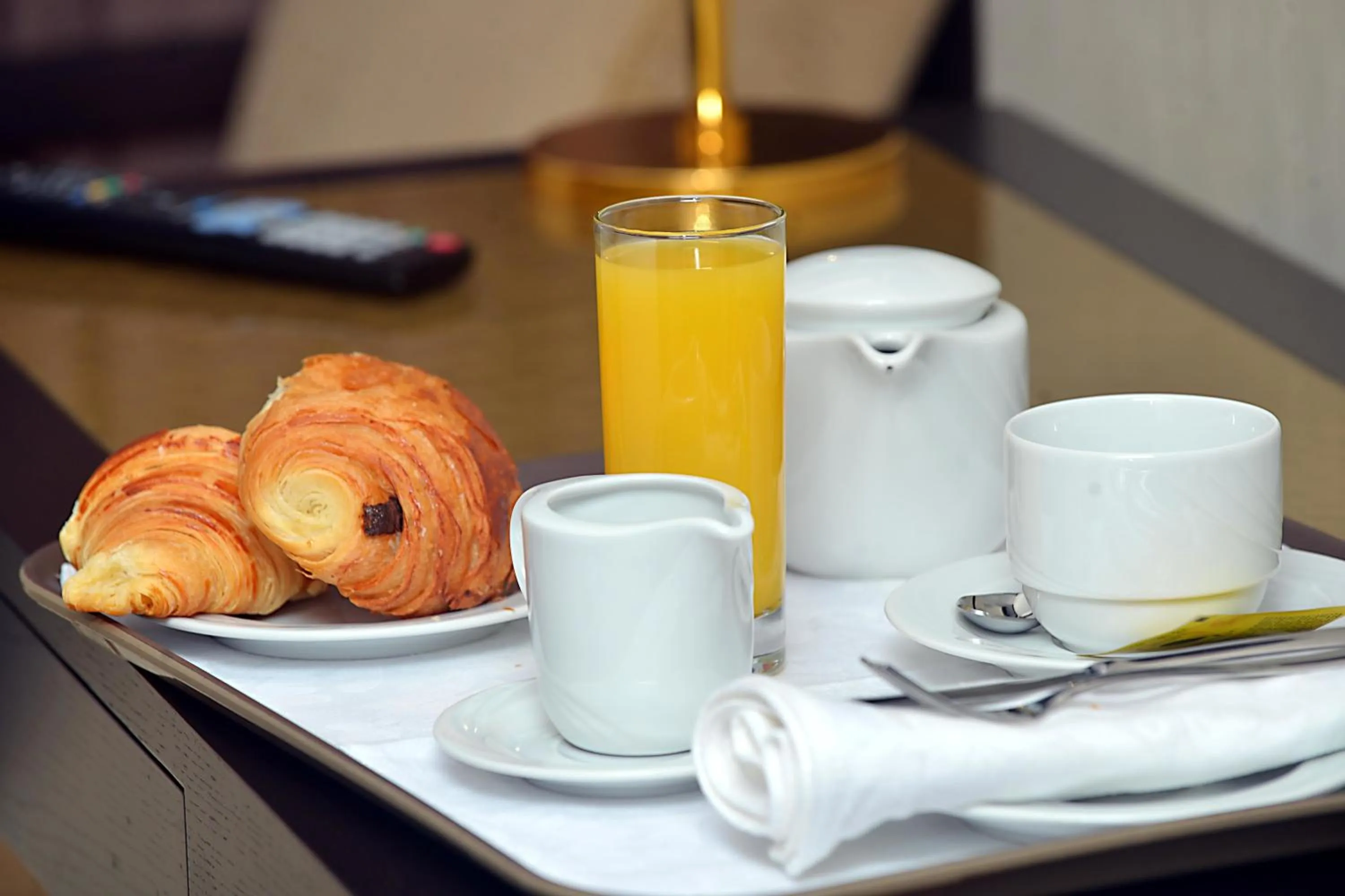 Food in Hôtel Fleur de Lys Plateau