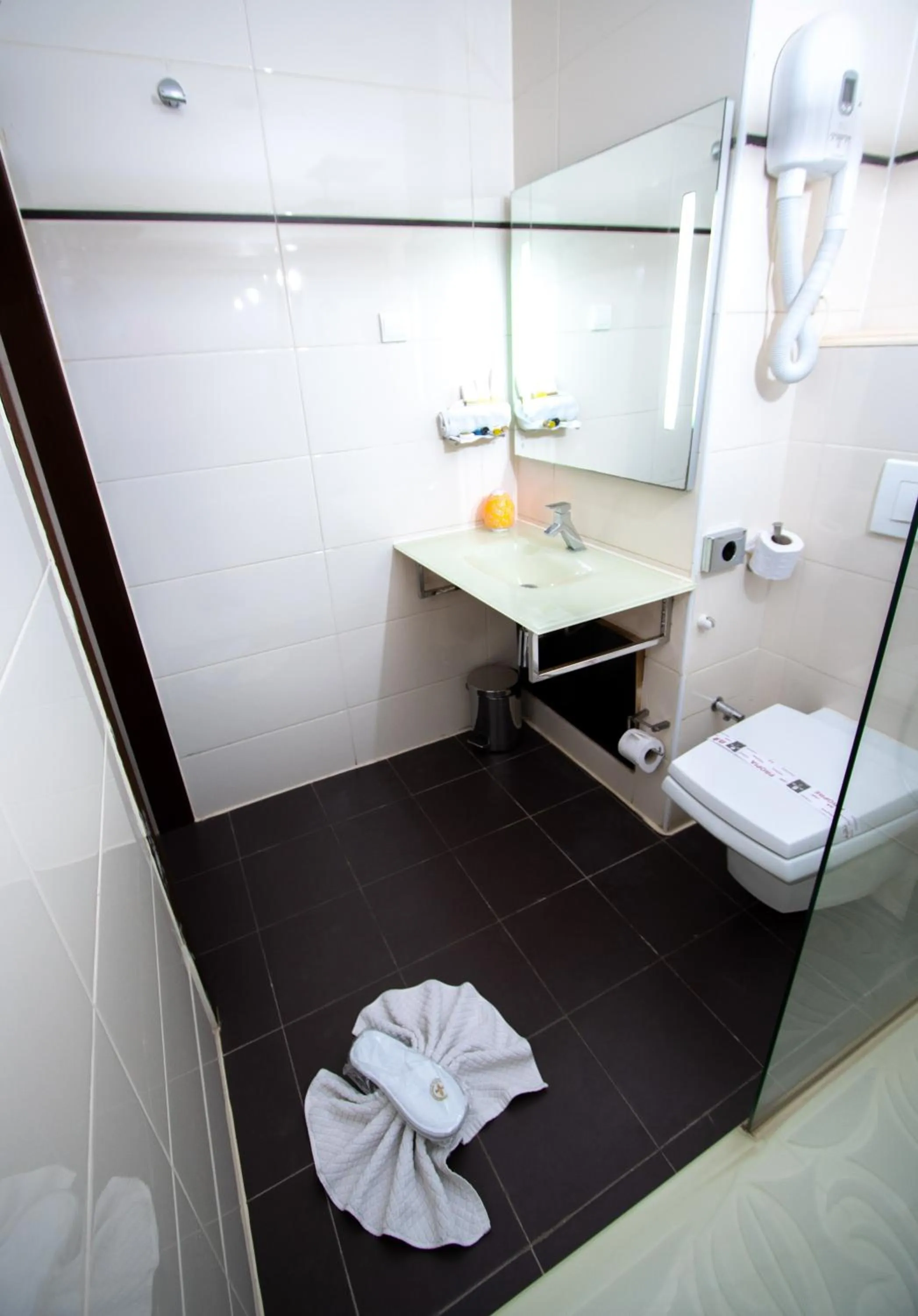 Bed in Hôtel Fleur de Lys Plateau