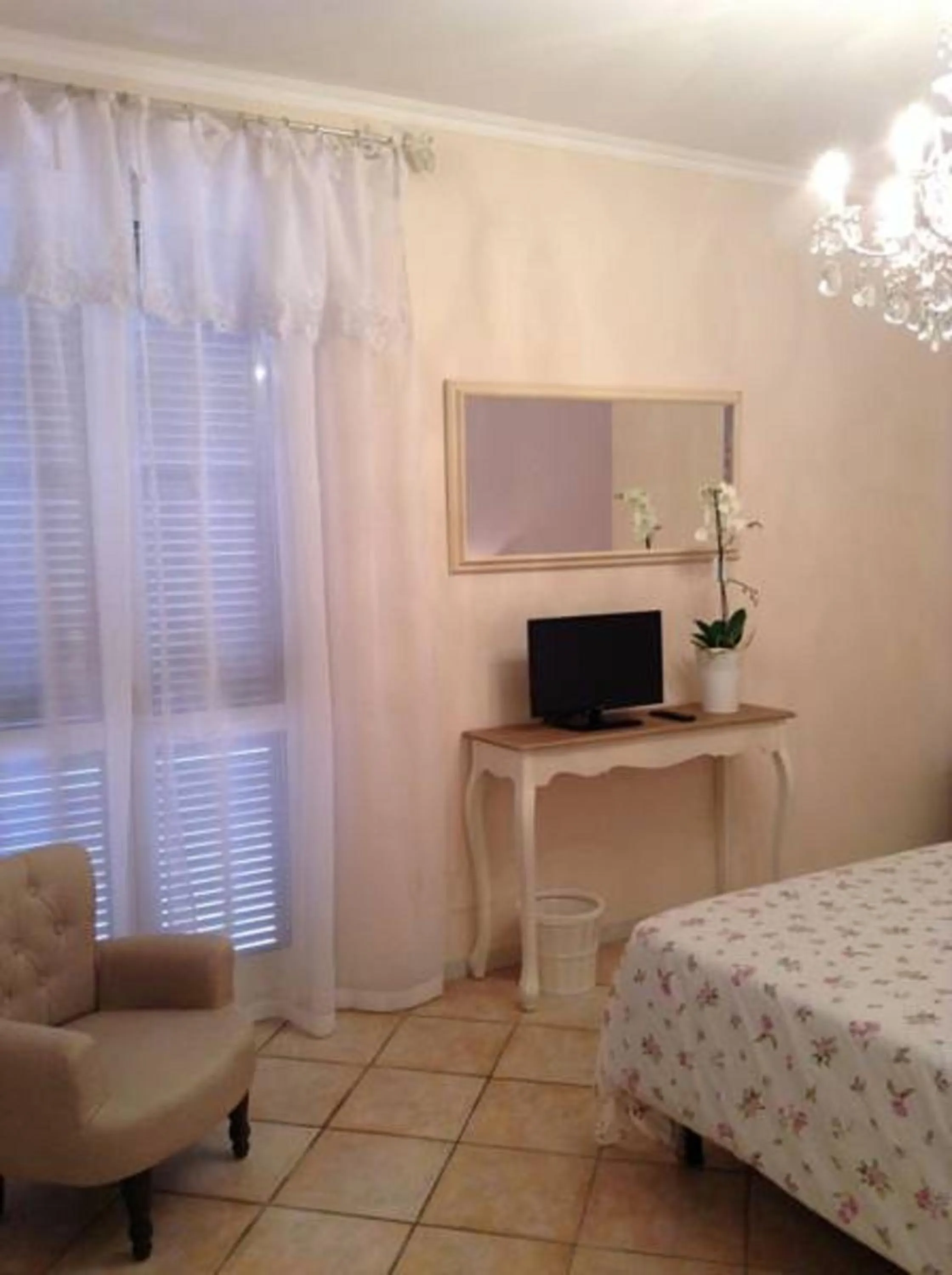 Decorative detail, Bed in B&B Villa Maria