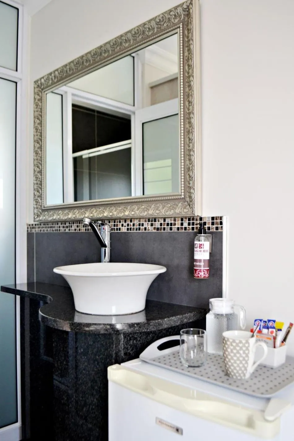 Shower in Bokmakierie Gastehuis Emalahleni Pty Ltd