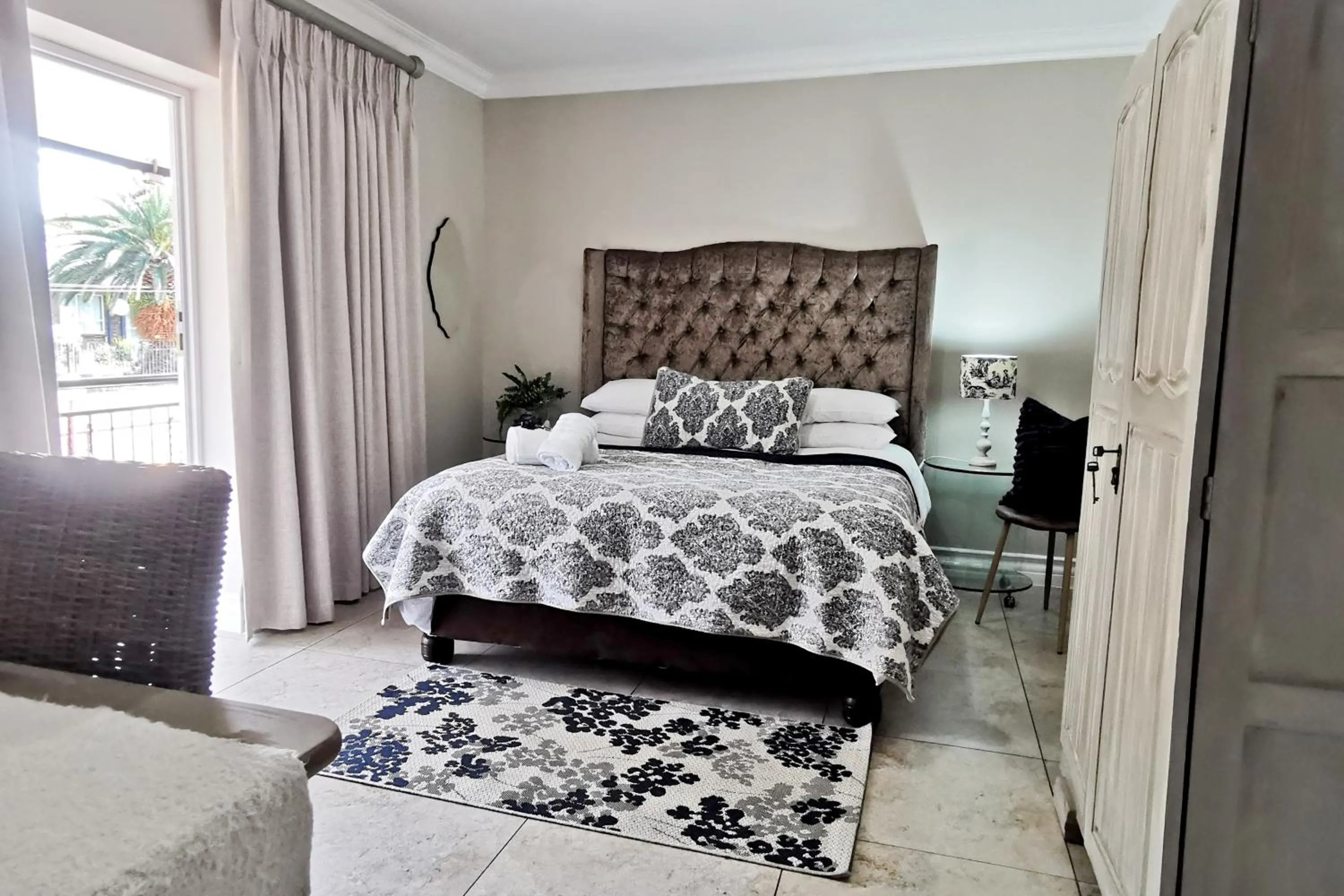 Photo of the whole room, Bed in Bokmakierie Gastehuis Emalahleni Pty Ltd