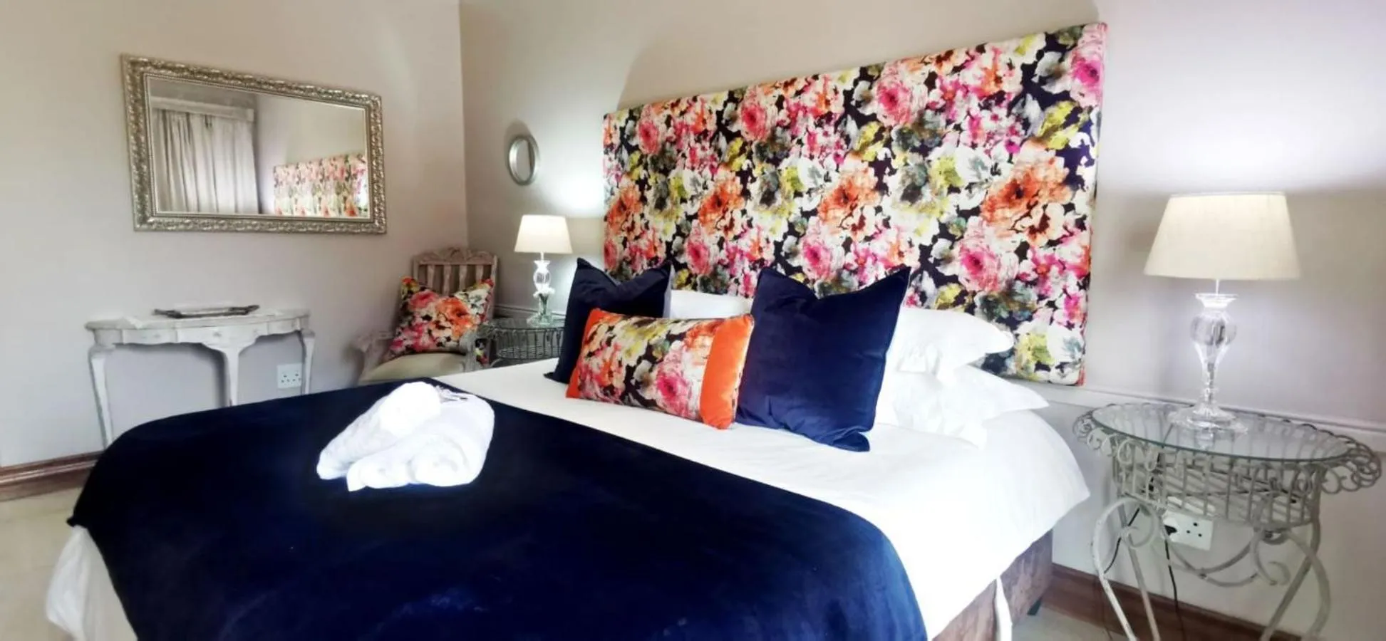 Property building, Bed in Bokmakierie Gastehuis Emalahleni Pty Ltd