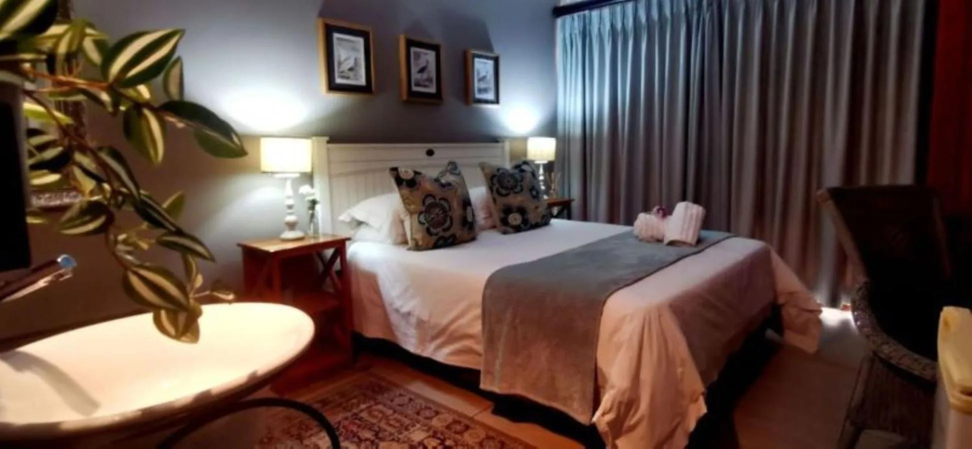 Photo of the whole room, Bed in Bokmakierie Gastehuis Emalahleni Pty Ltd