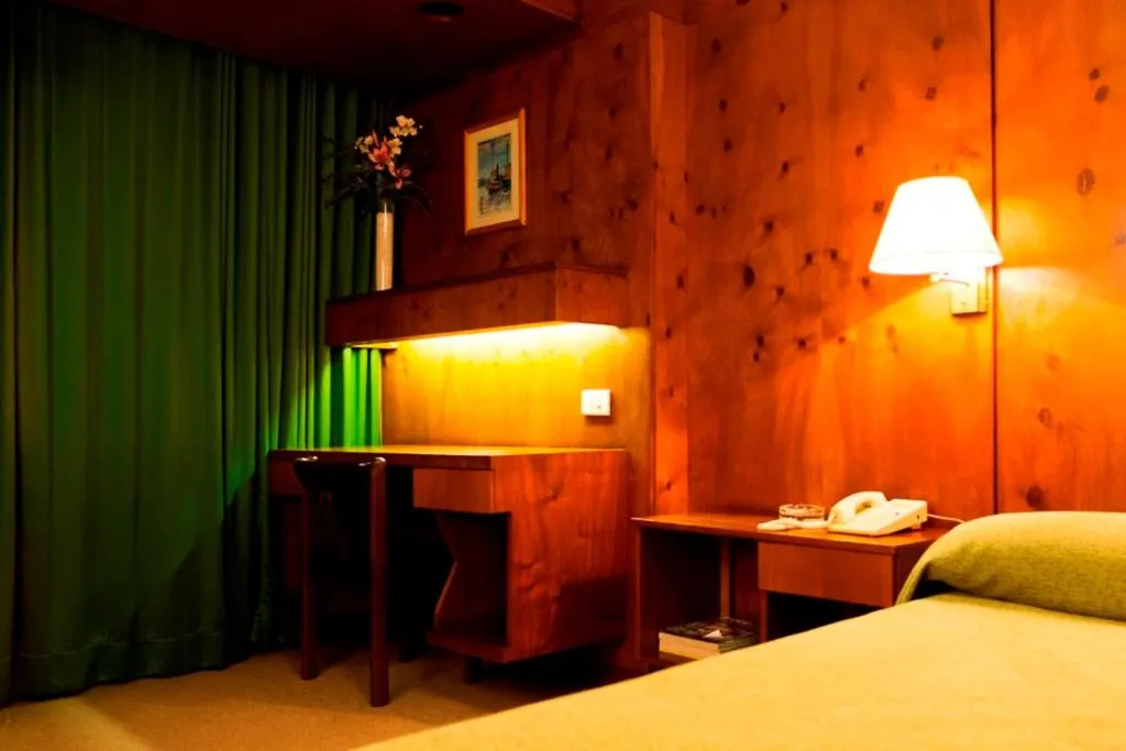 Bed in Hotel del Jardín