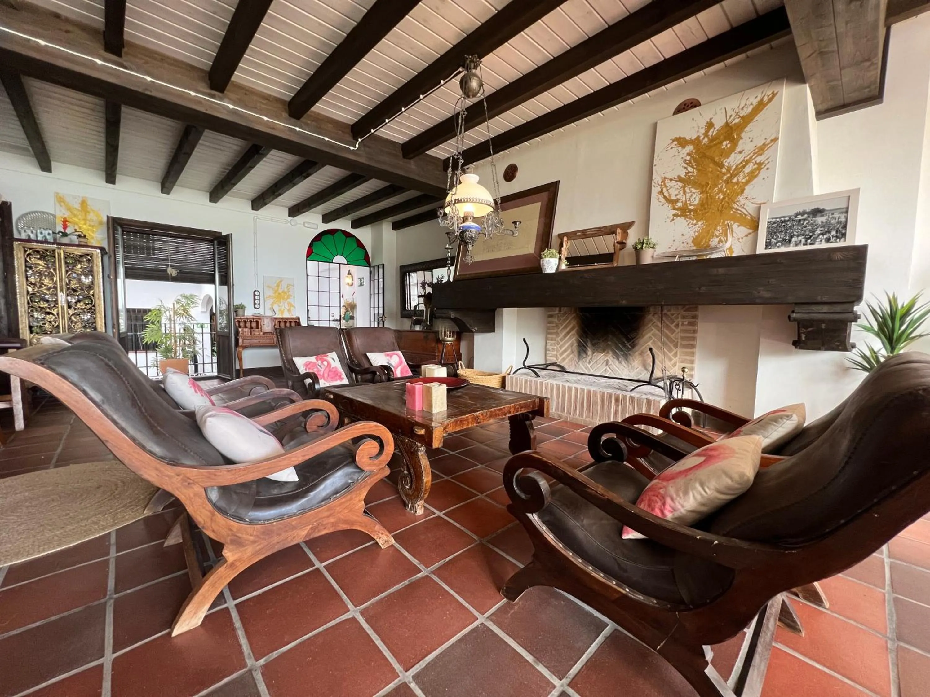 Living room in ON Acebuchal 23