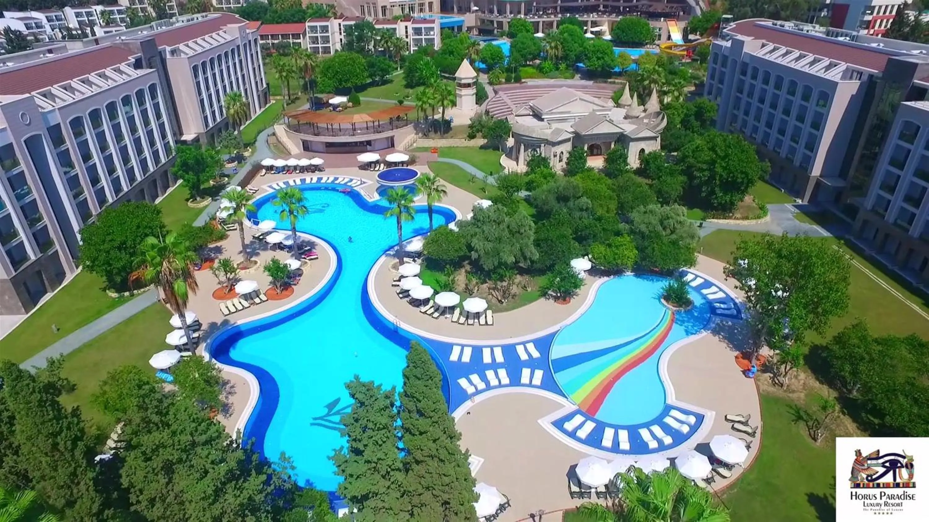 Swimming pool in Horus Paradise Resort - Ultra All Inclusive