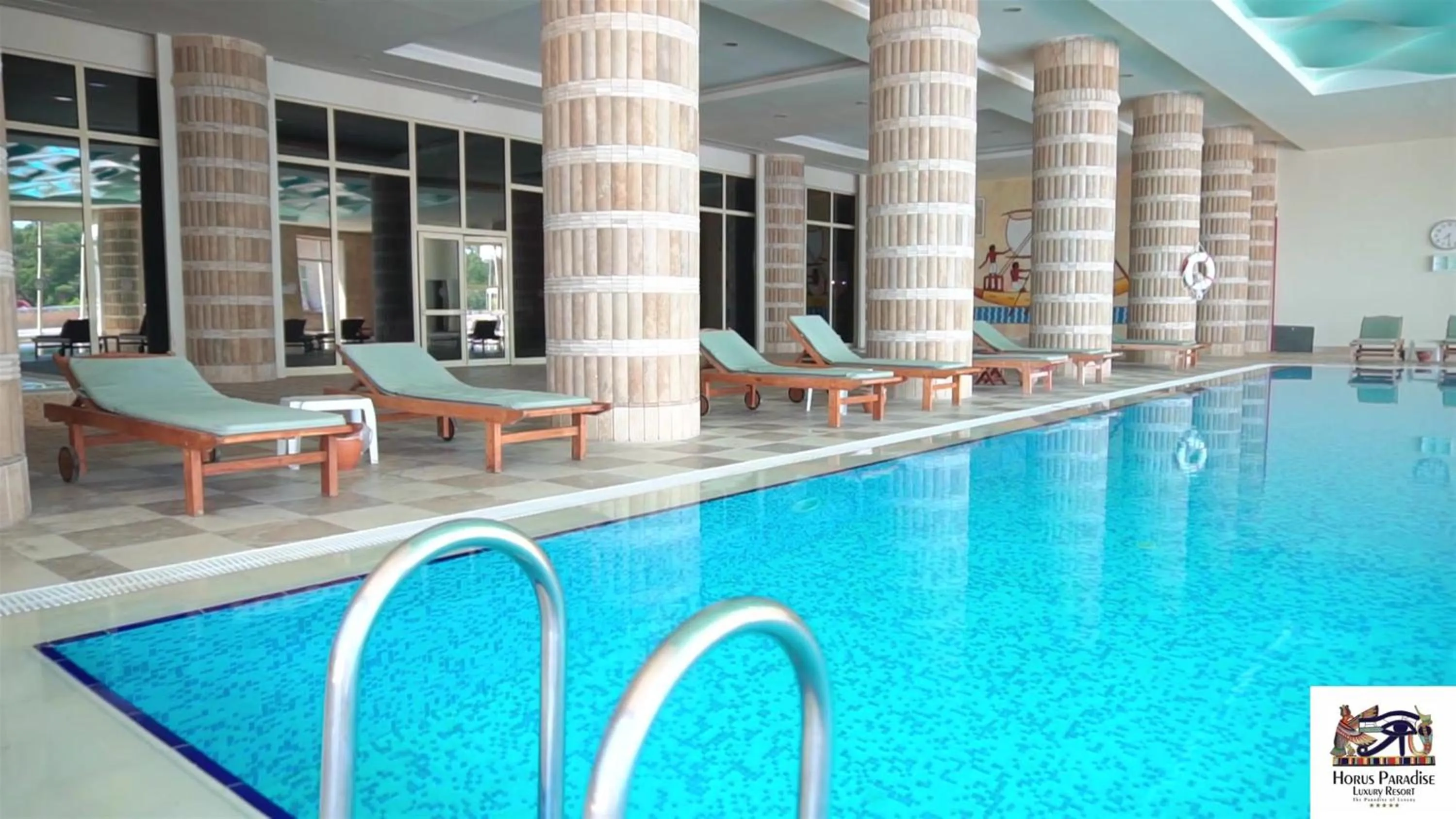 Swimming pool in Horus Paradise Resort - Ultra All Inclusive