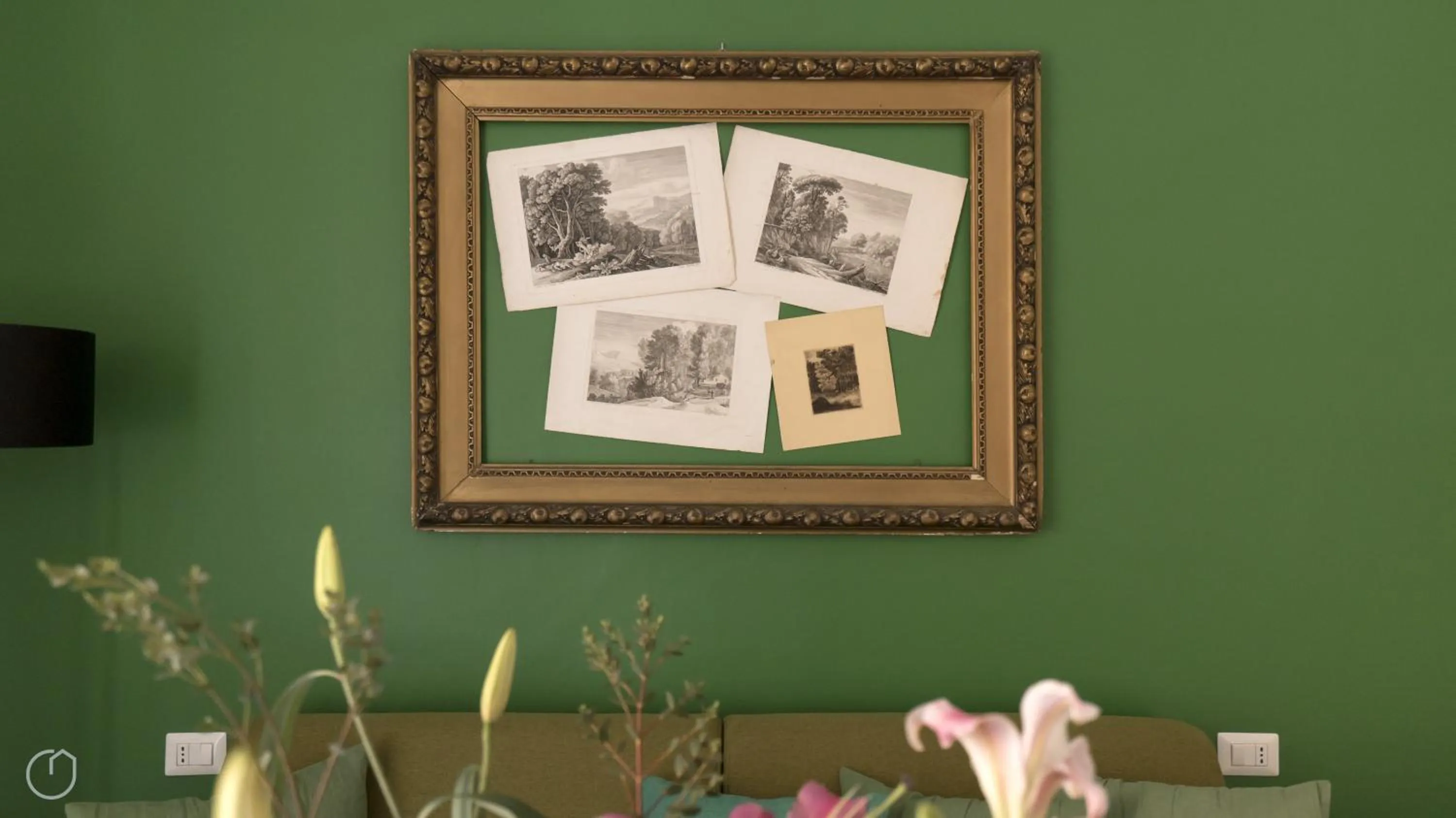 Decorative detail in Italianway-Melzo 12