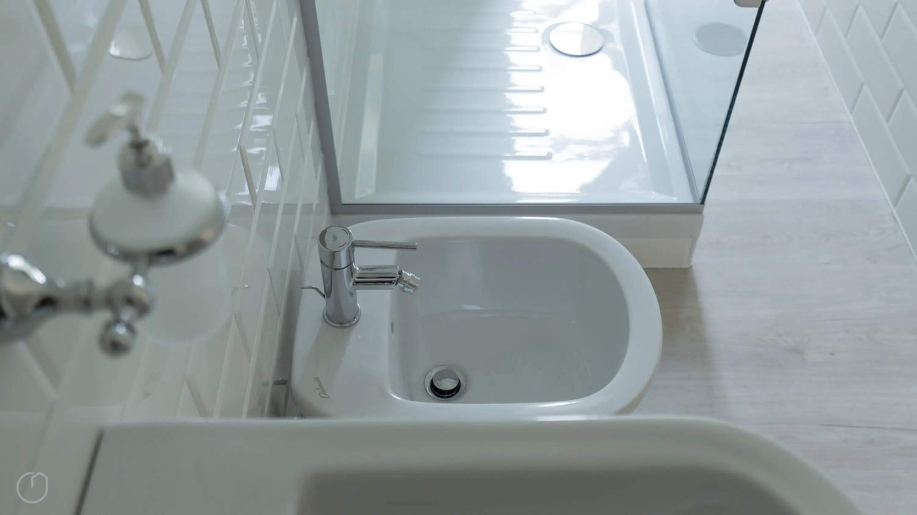 Bathroom in Italianway-Melzo 12