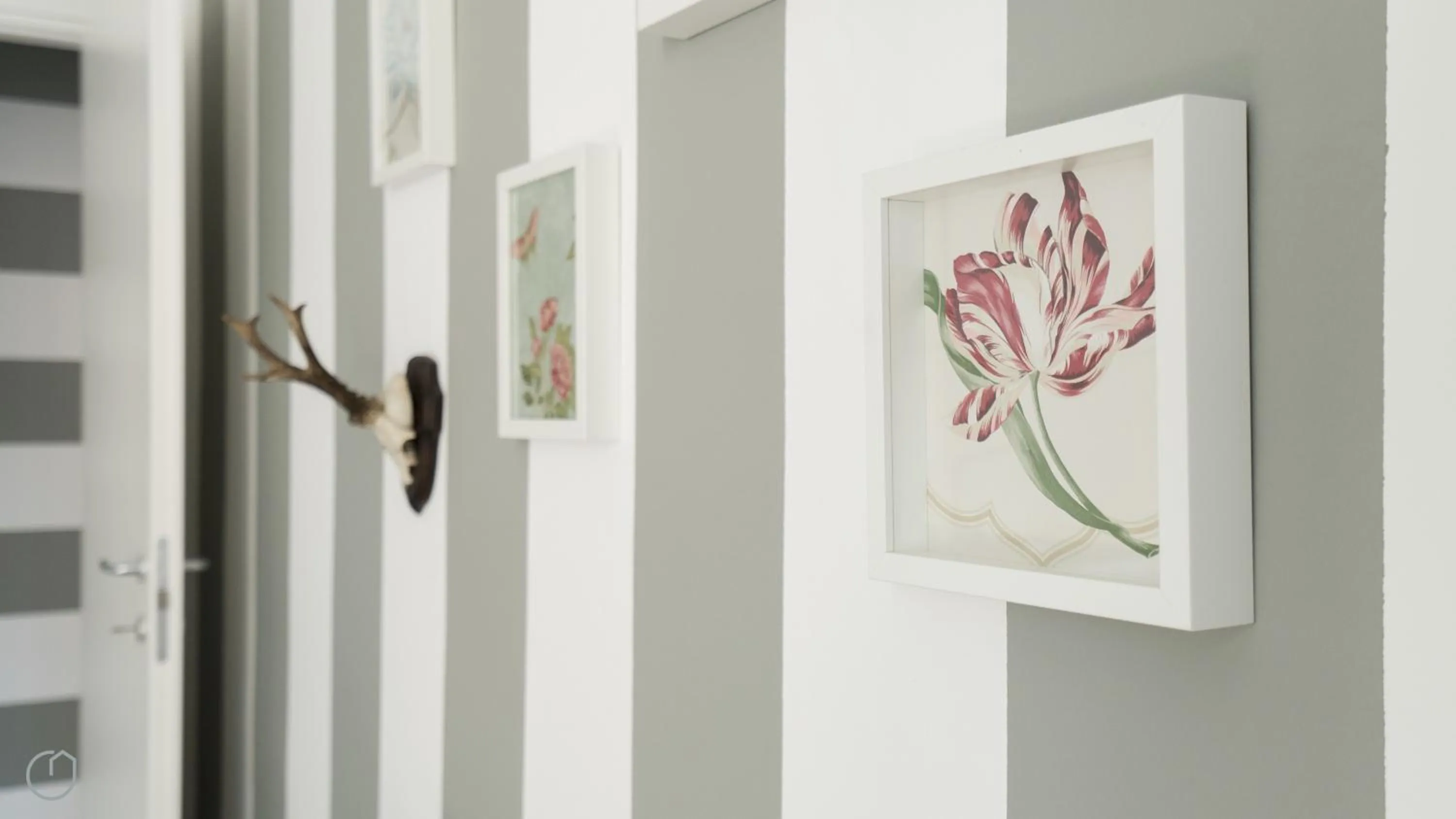 Decorative detail in Italianway-Melzo 12