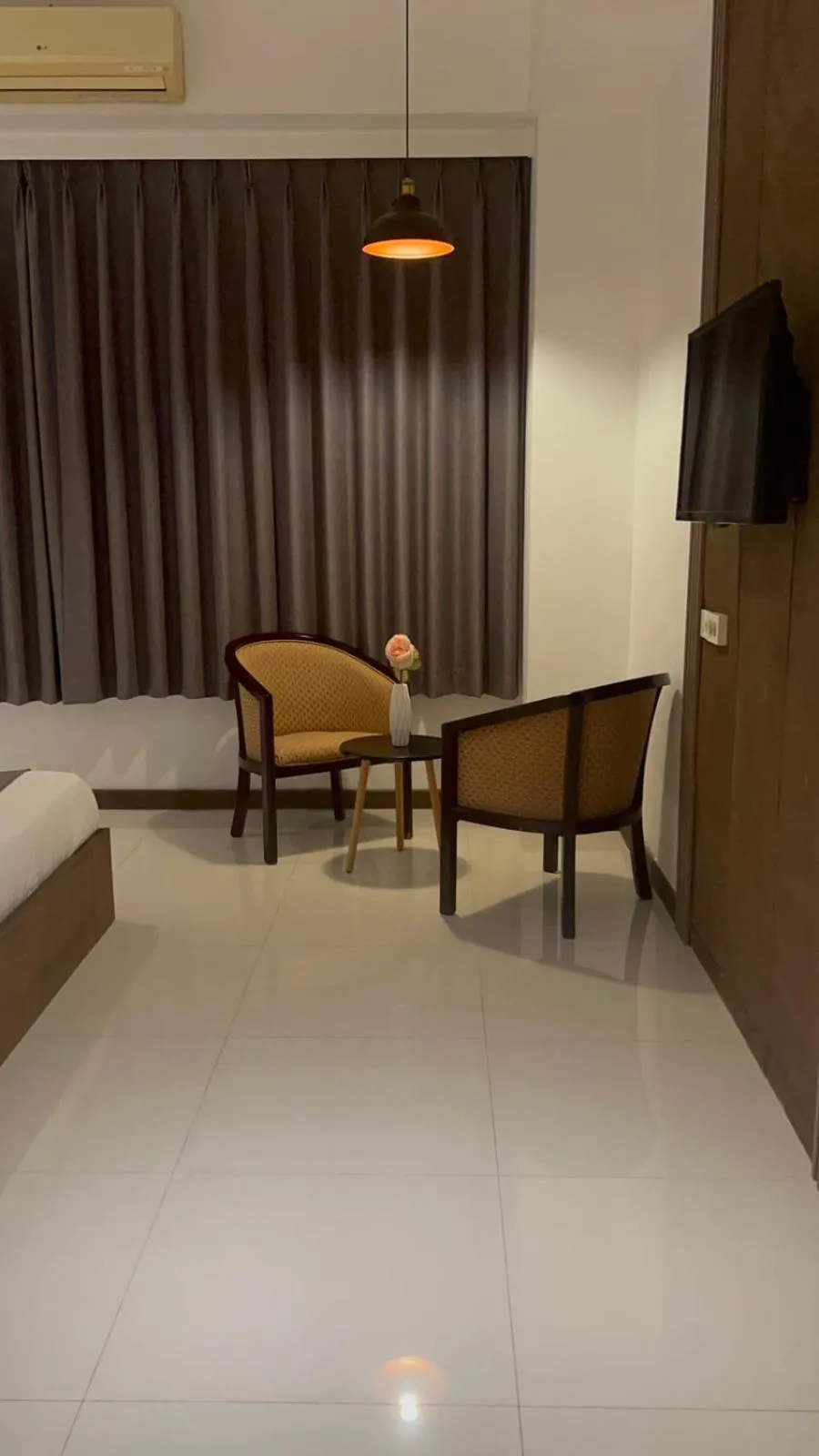 Seating area in Vera Hotel