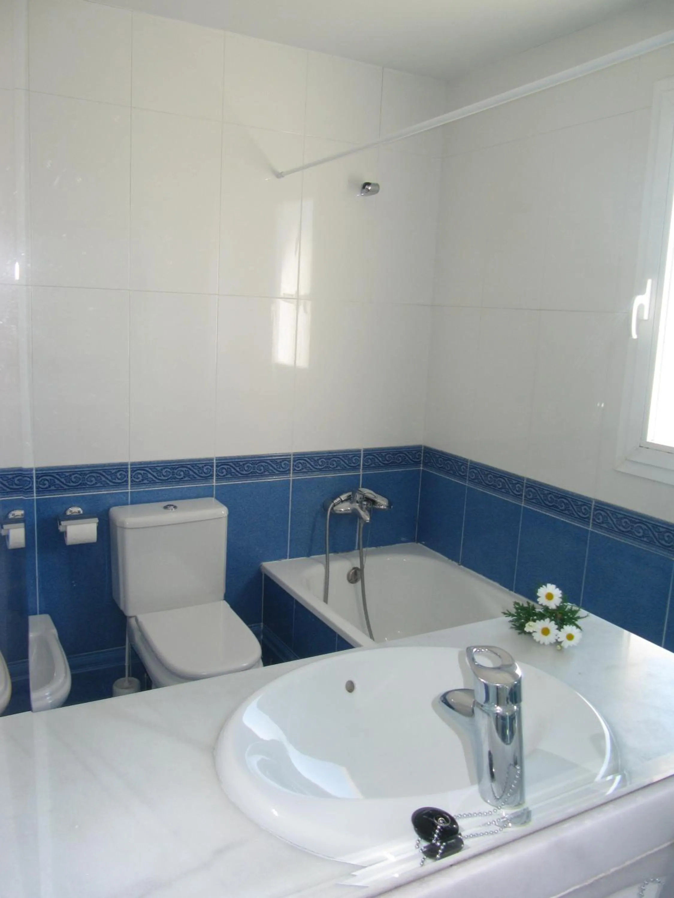 Bathroom in Life Apartments Costa Ballena