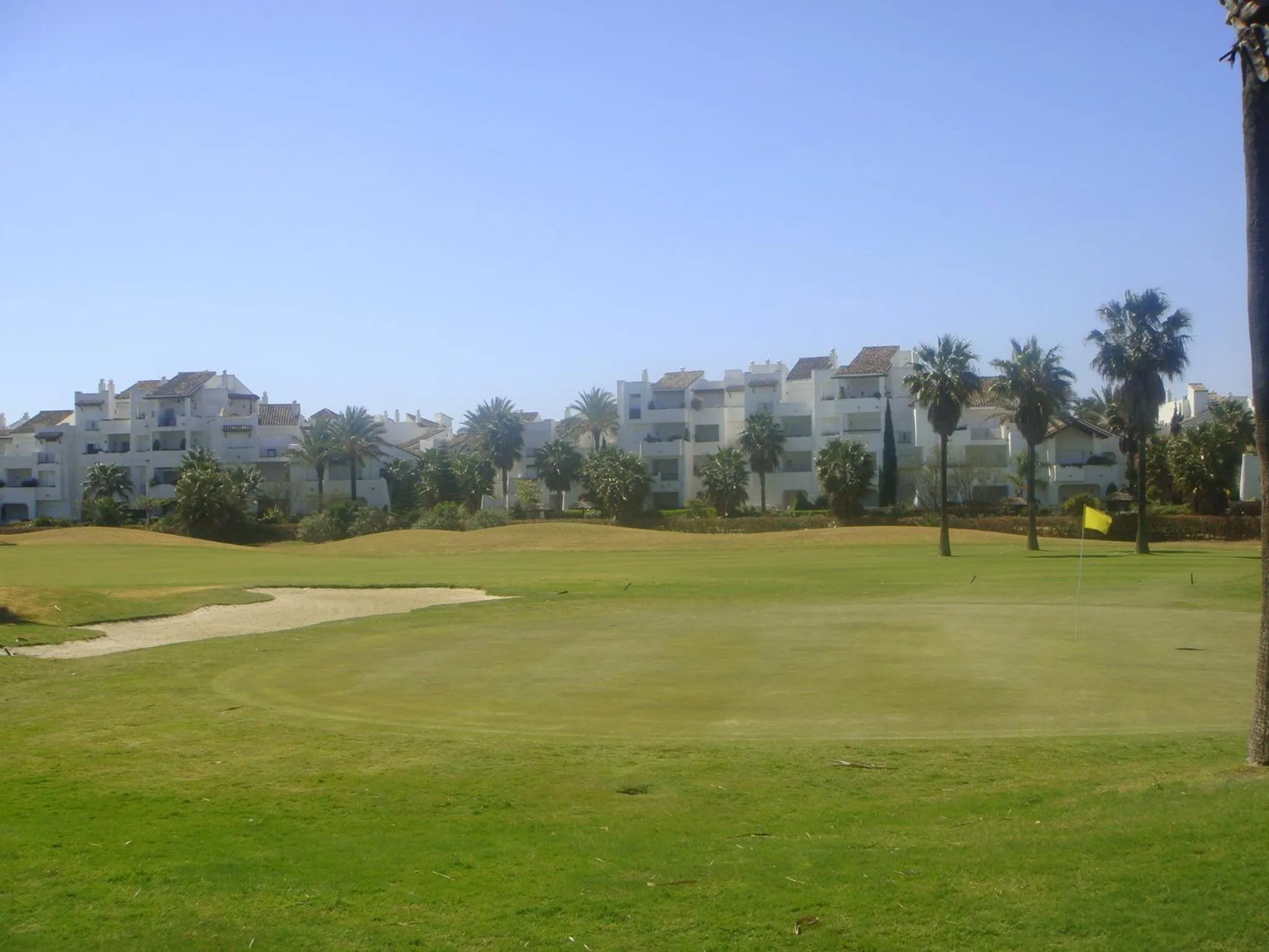 Golfcourse in Life Apartments Costa Ballena
