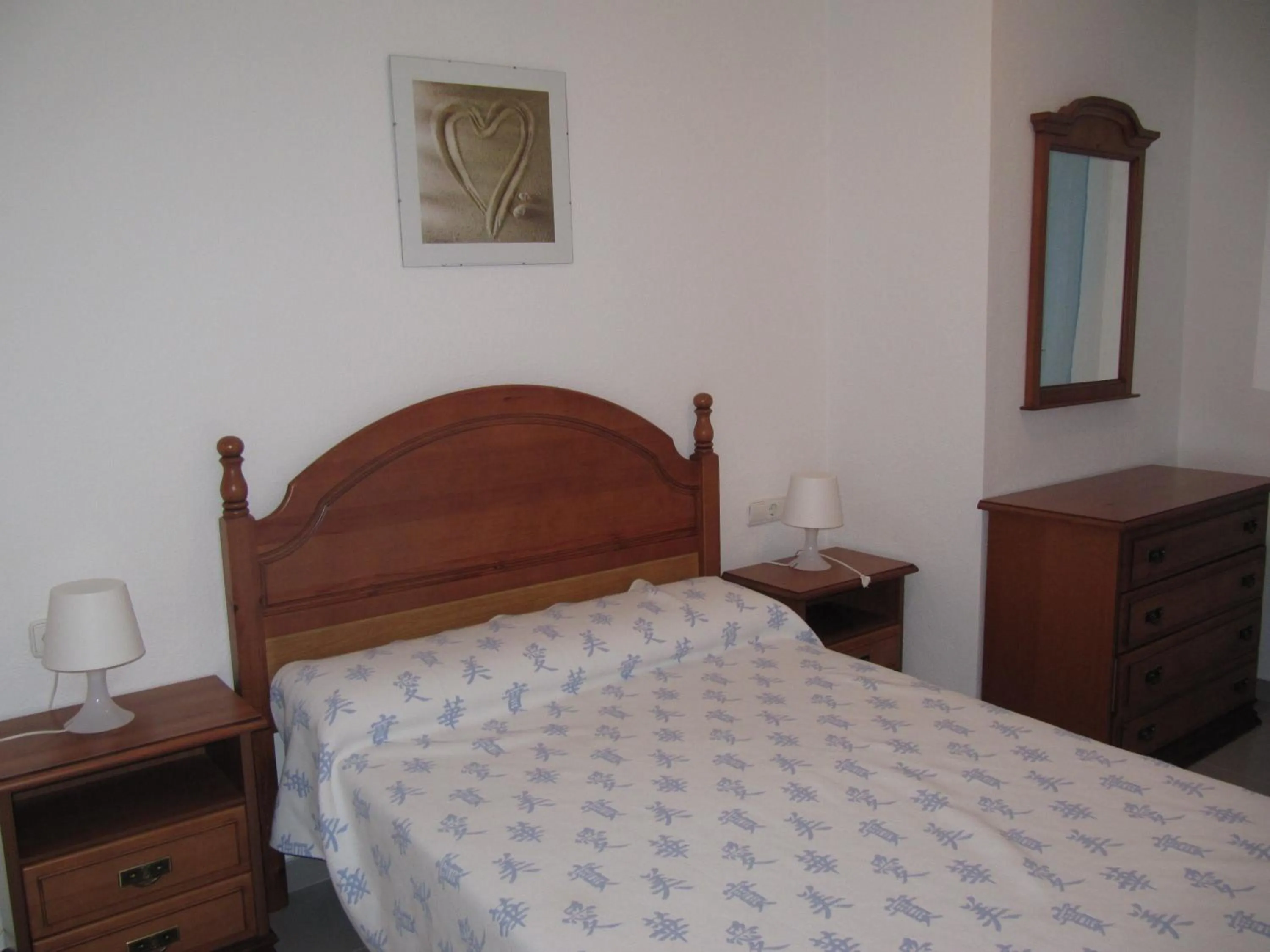 Bedroom, Bed in Life Apartments Costa Ballena
