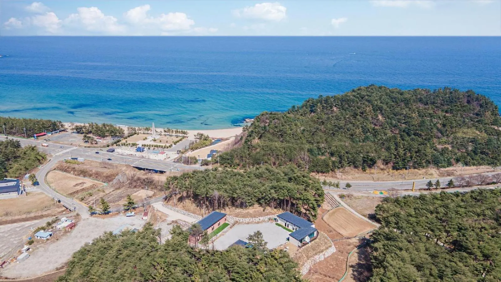 Property building in Yangyang In Memory Pension