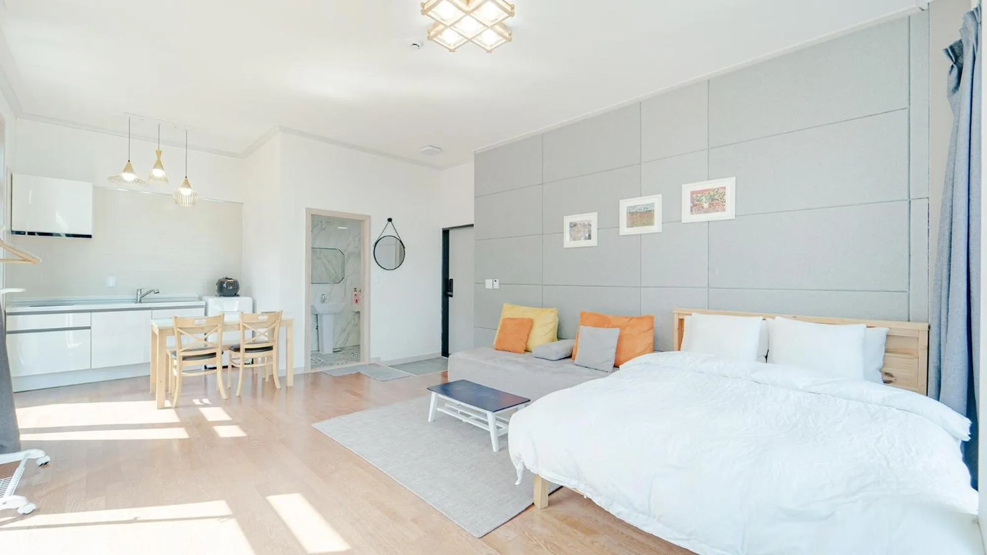 Property building, Bed in Yangyang In Memory Pension