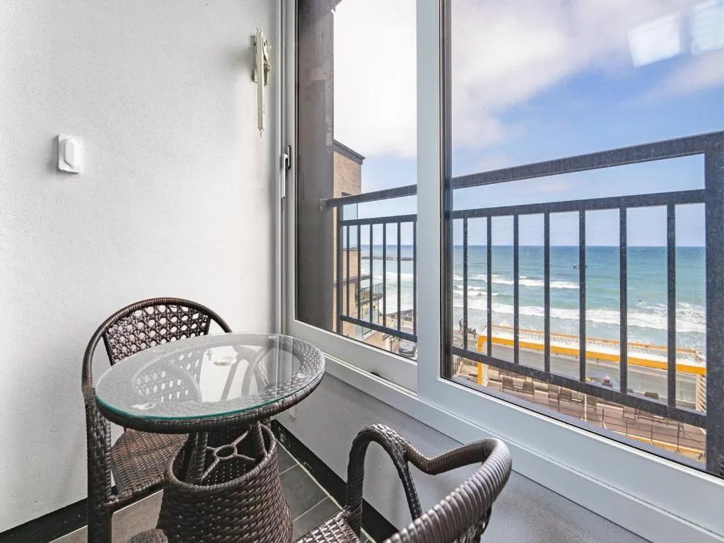 Property building in Jeju eseutteuleya pension