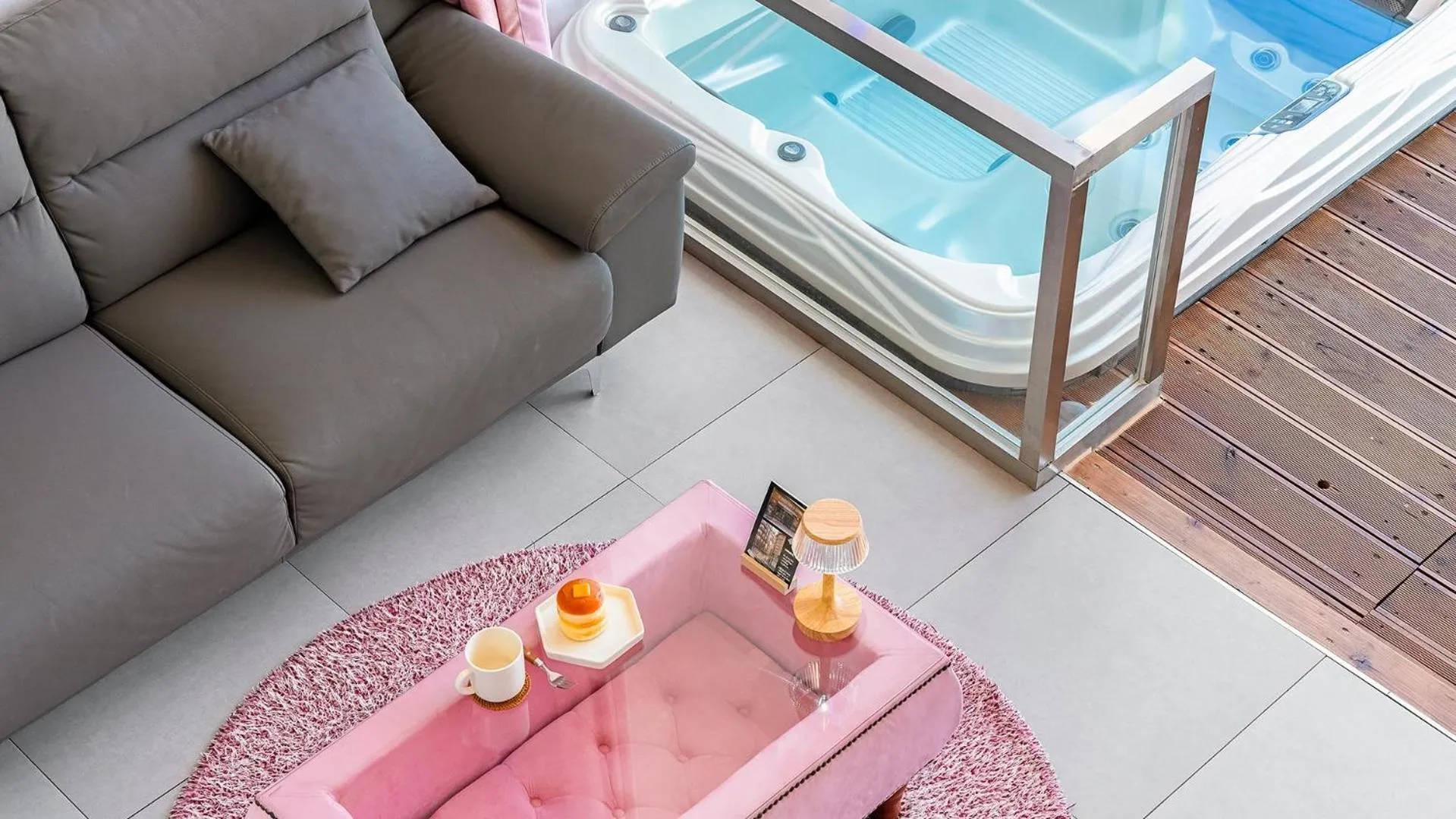 Photo of the whole room in Yangyang Oceanvibe