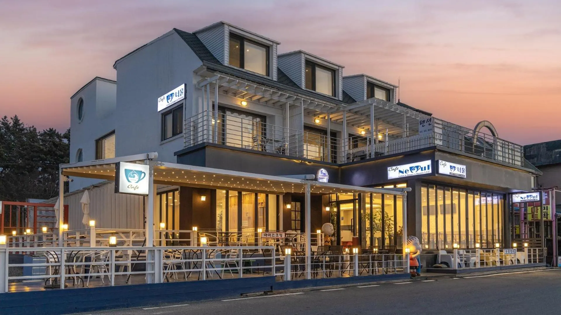 Property building in Boryeong lehouse pension