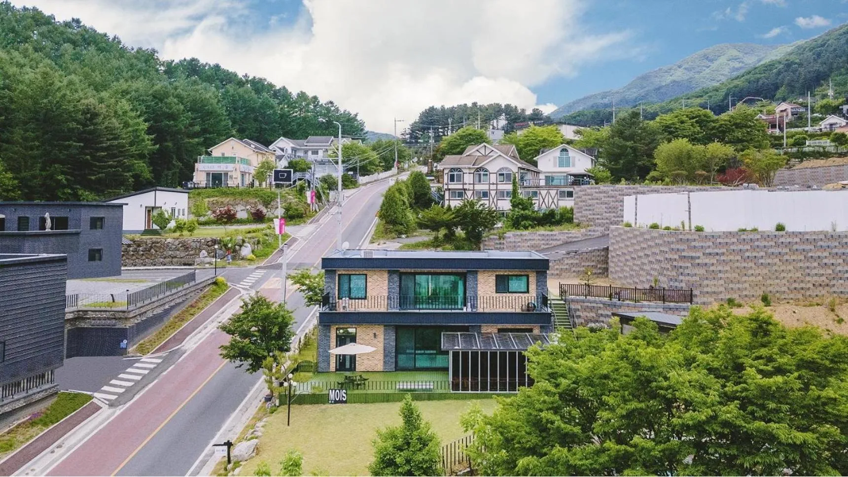 Property building in Gapyeong Mois