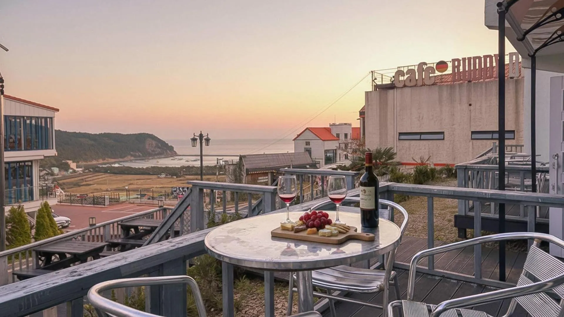 Property building in Namhae liebe Pension