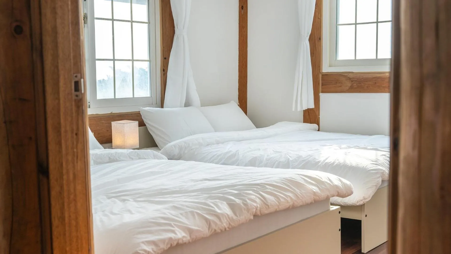 Photo of the whole room, Bed in Seokmodo supsokbadapunggyeong pension