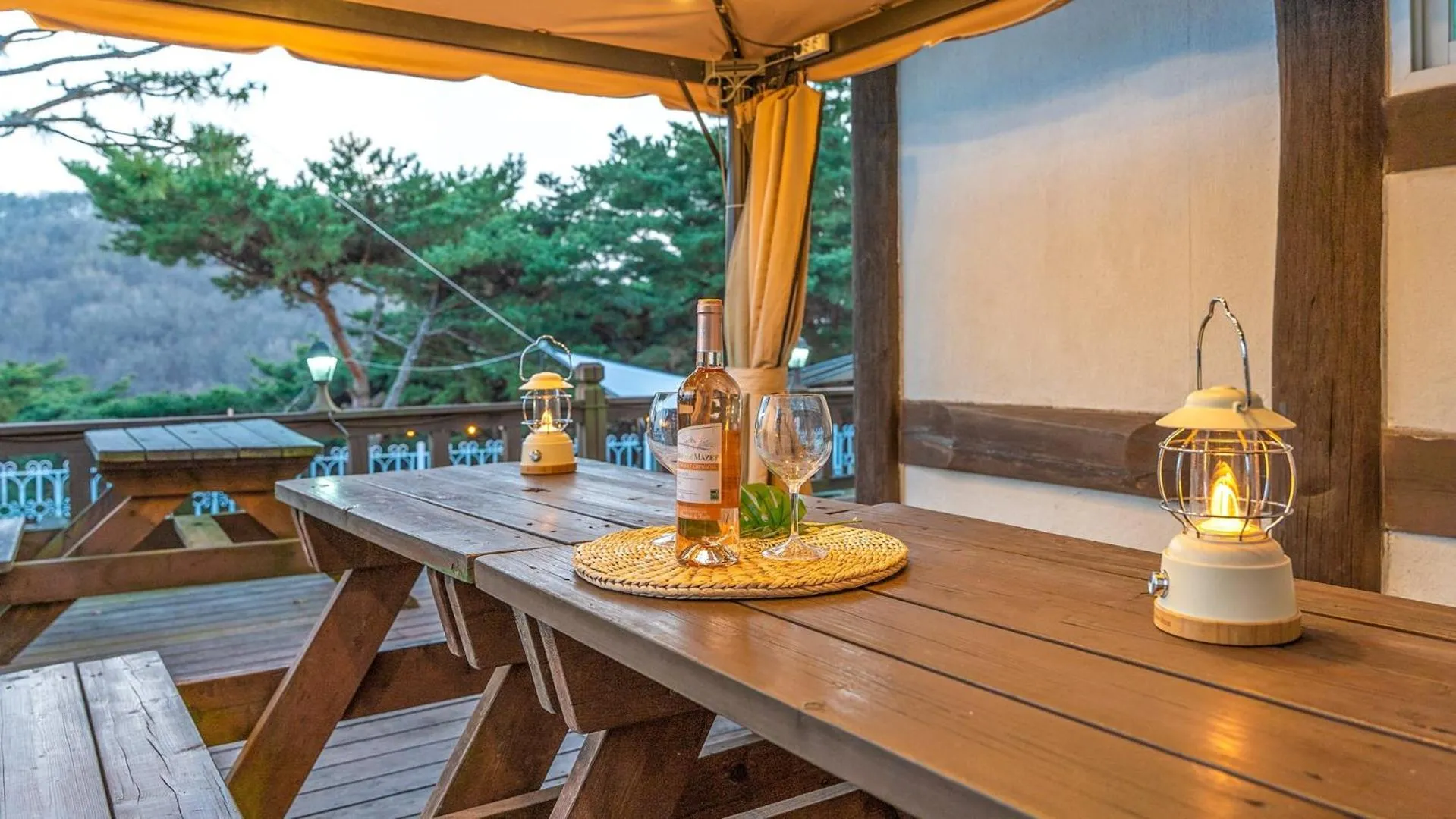 Photo of the whole room in Seokmodo supsokbadapunggyeong pension