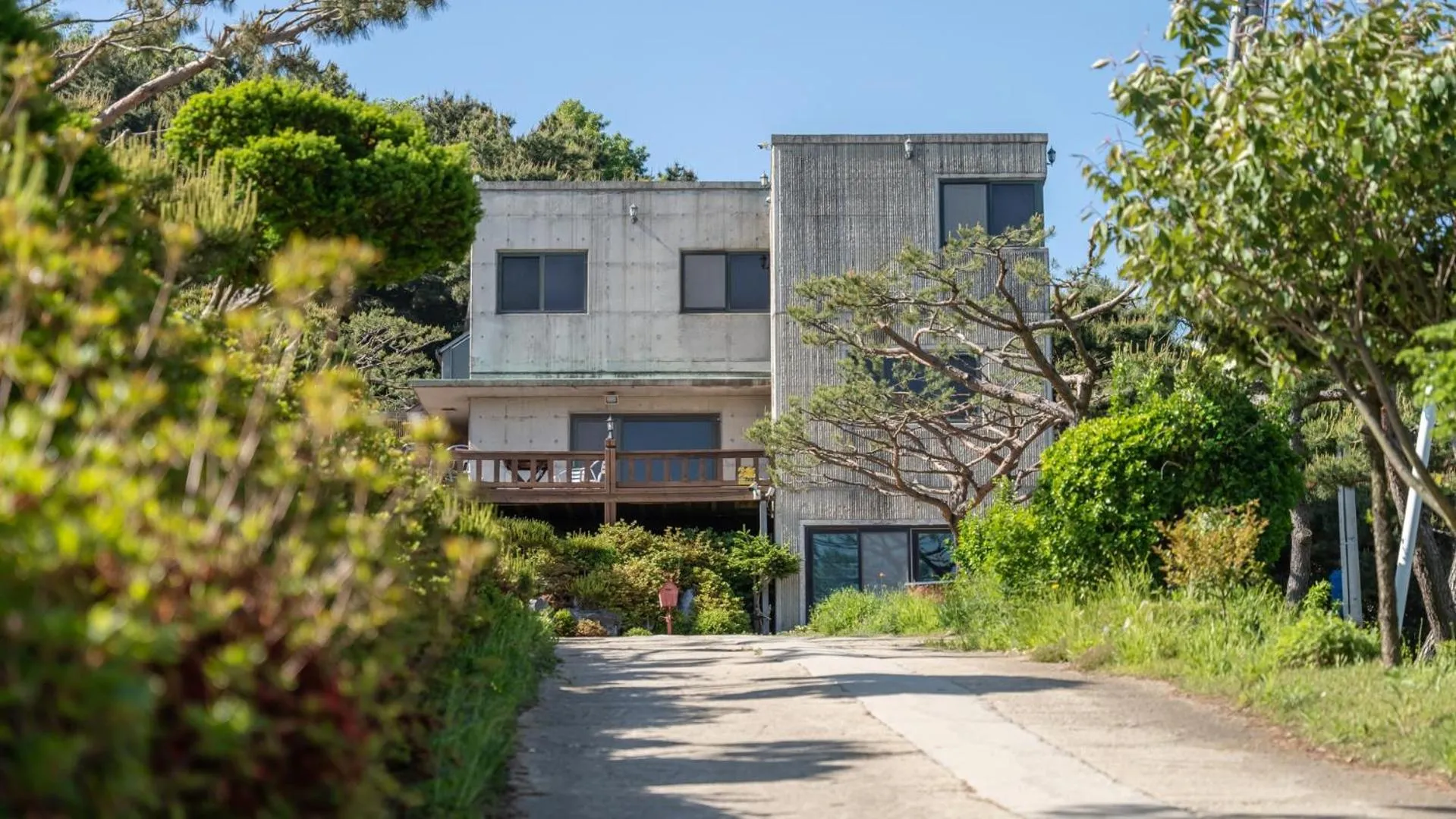 Property building in Seokmodo supsokbadapunggyeong pension