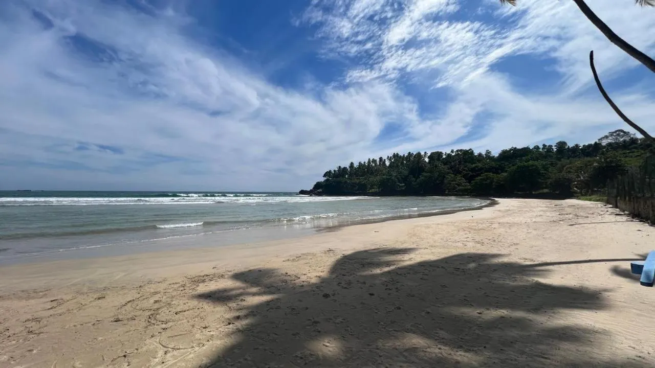 Beach in Maya Tangalle