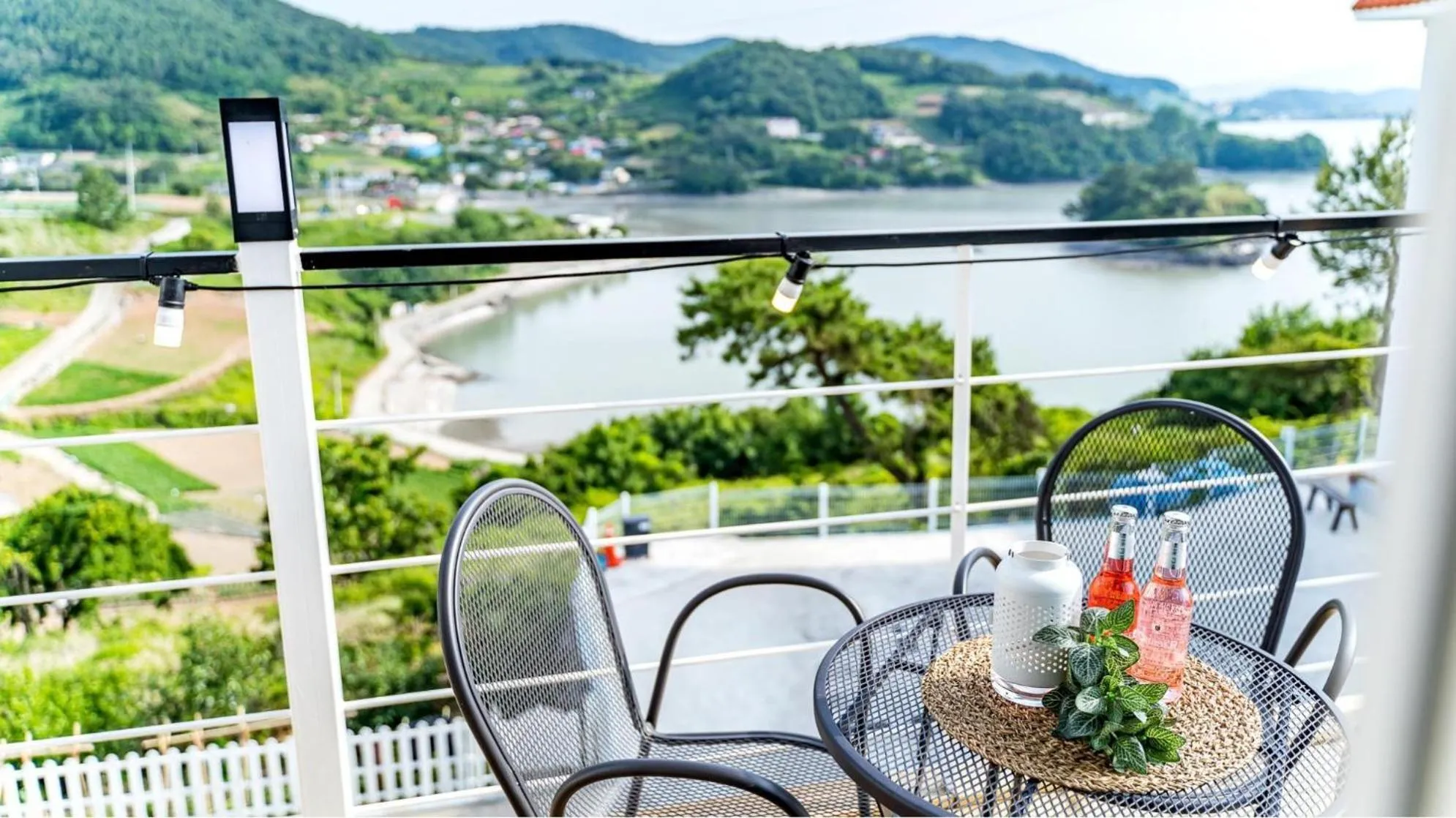 Property building in Yeosu Sky Pension