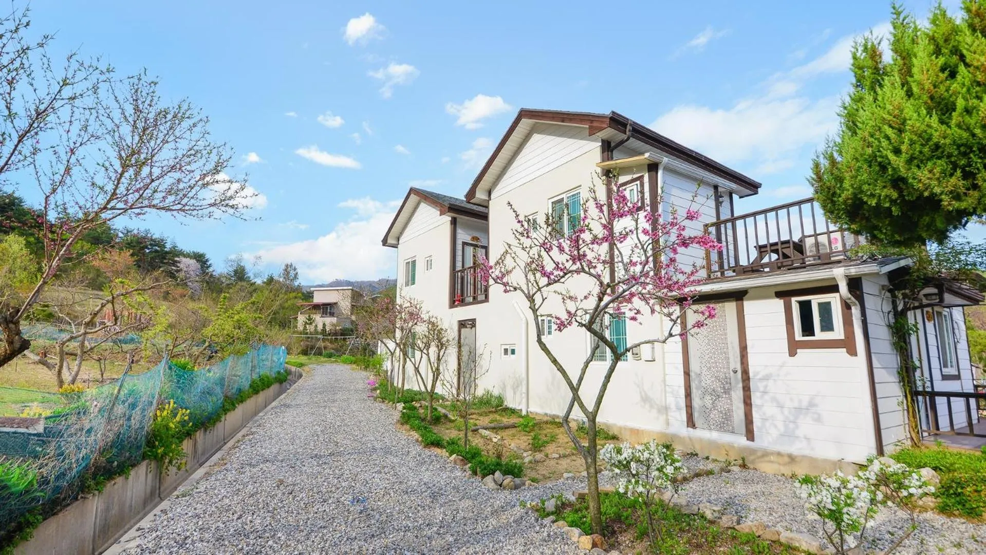 Property building in Samcheok Herb Pension