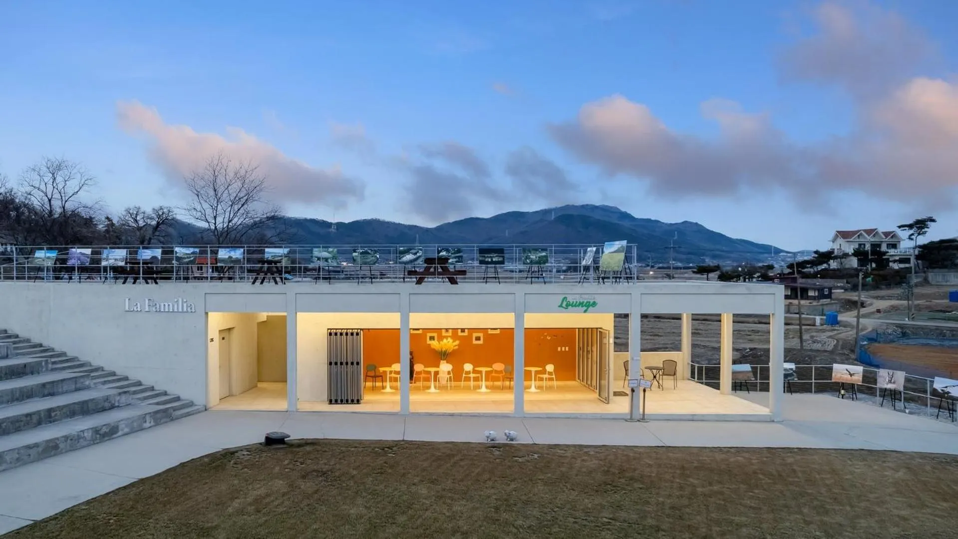 Property building in Ganghwado Lafamilia Pension