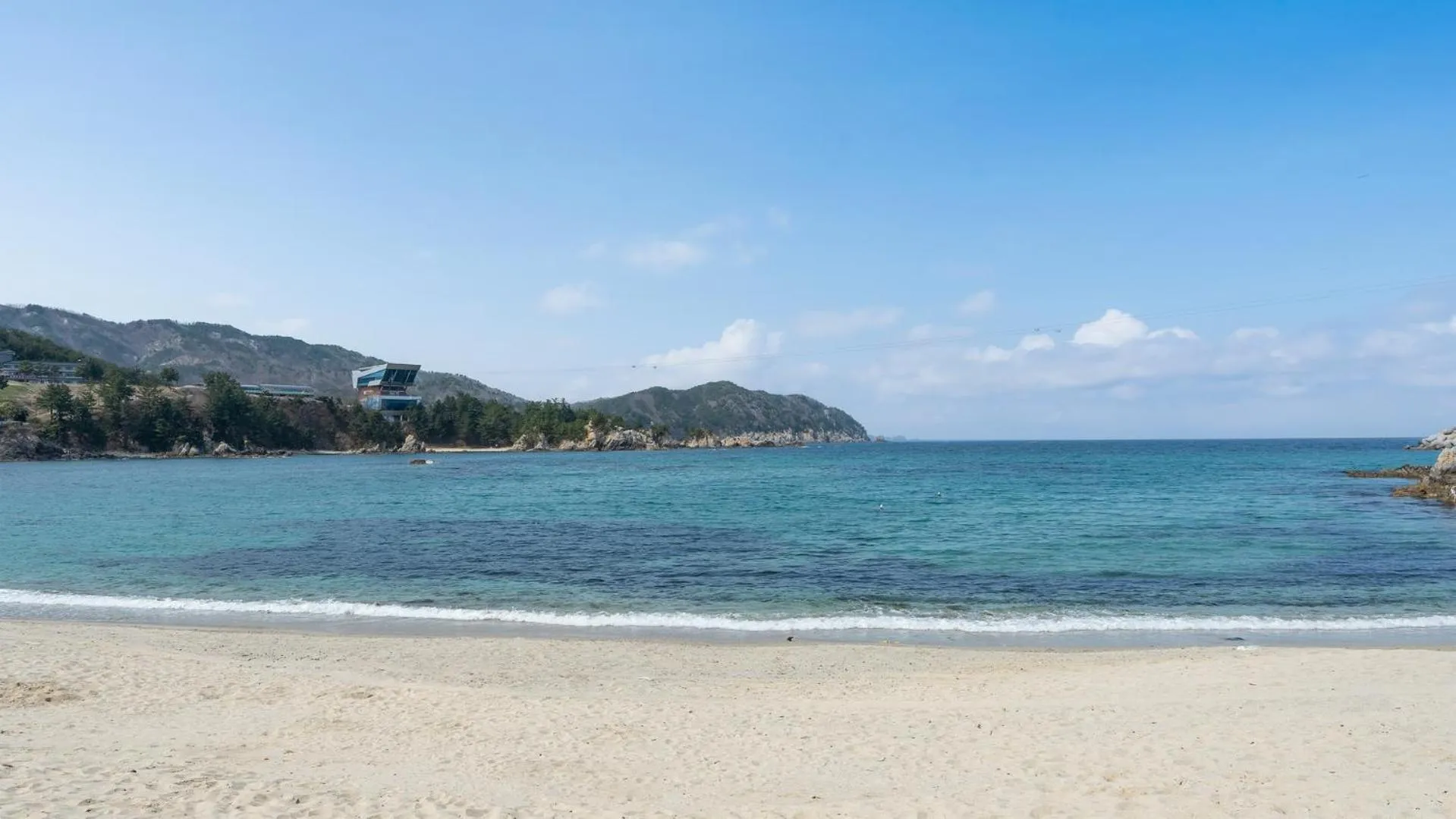 Property building in Samcheok jangho sanho Pension