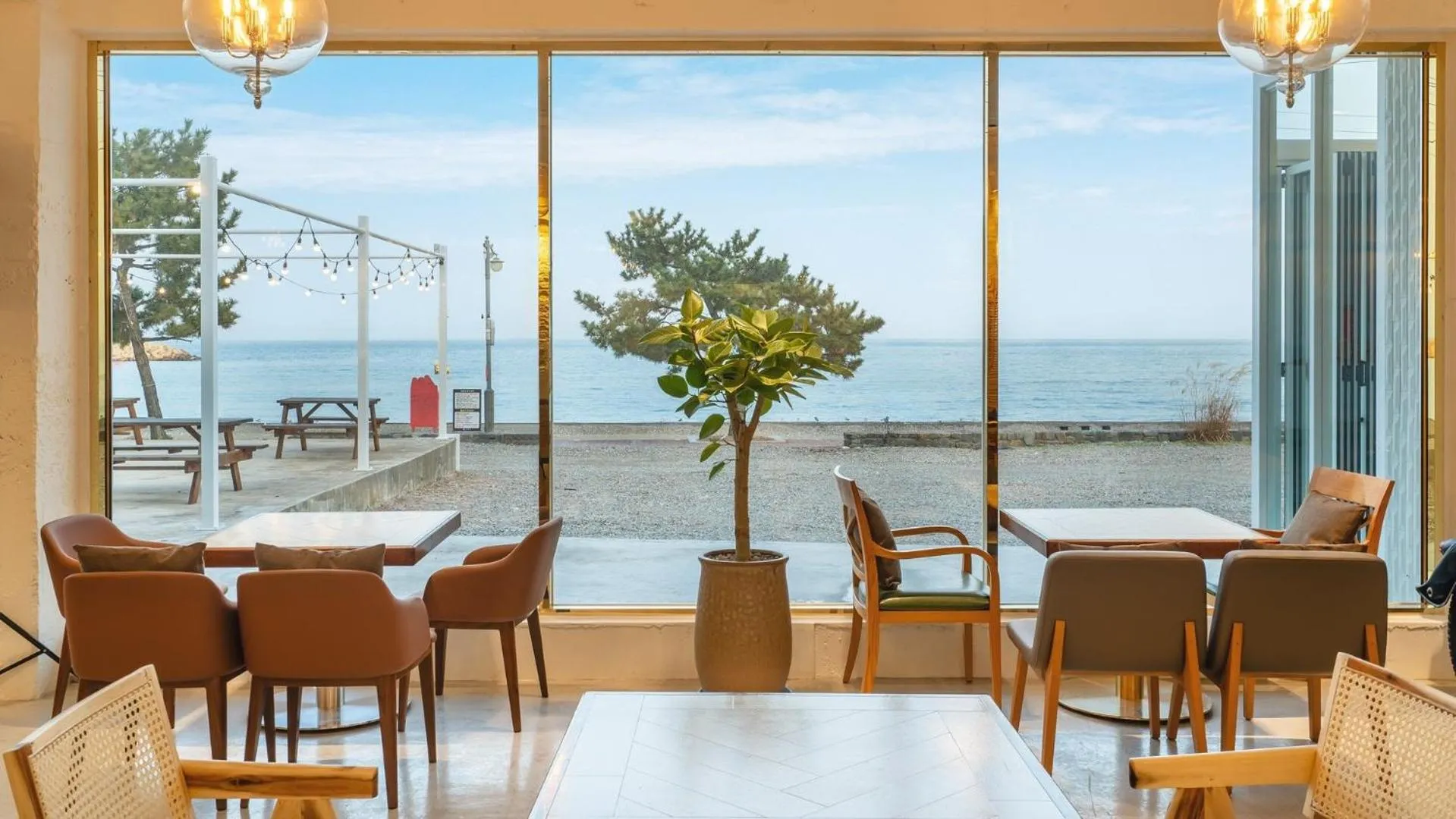 Property building in Gyeongju Luna Piena Poolvilla