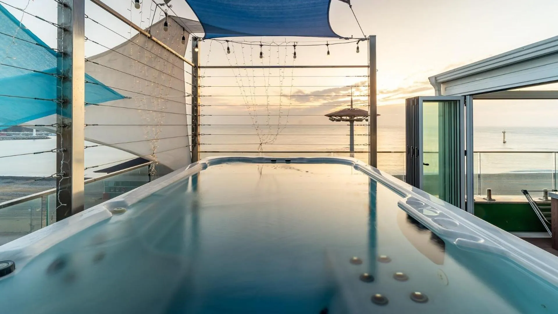 Property building in Gyeongju Luna Piena Poolvilla