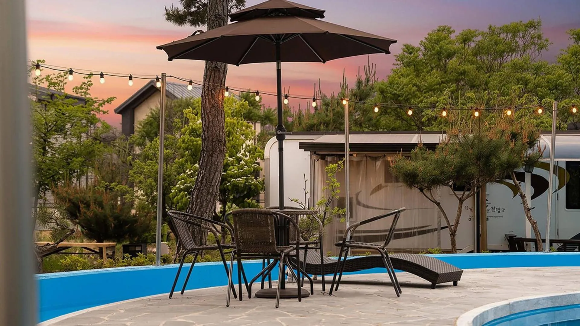 Property building in Gapeyong Donghwa Caravan