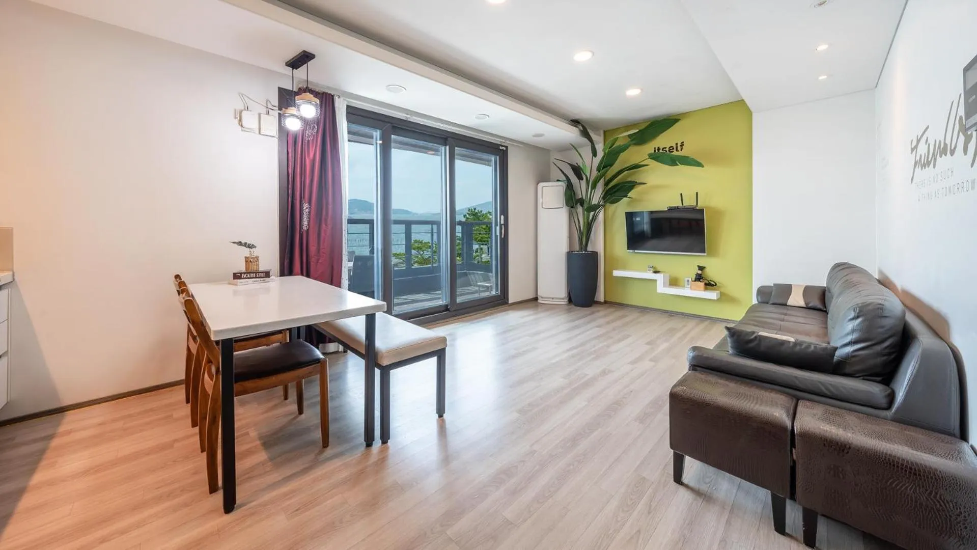 Property building in Sacheon Bichae Pension