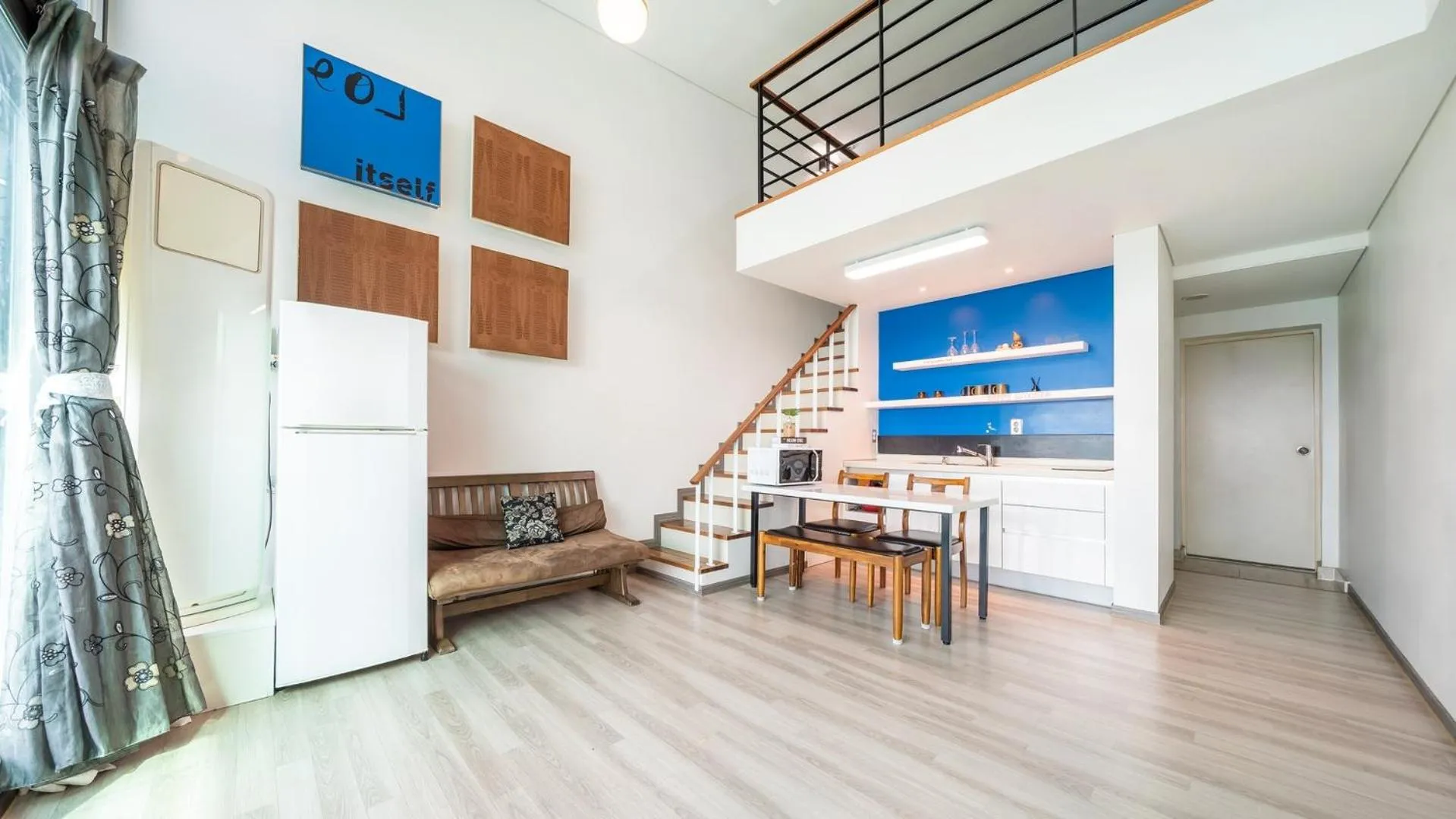 Property building in Sacheon Bichae Pension