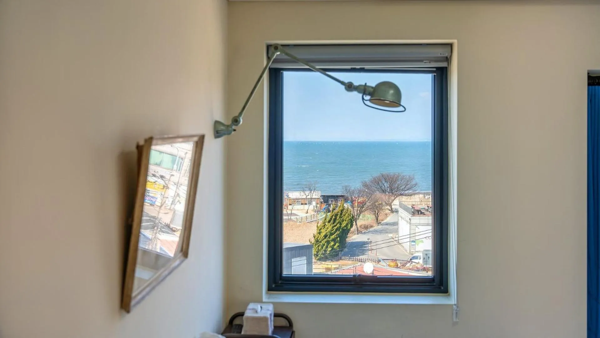 Property building in Yeongheungdo BoutiquePasseComposePension